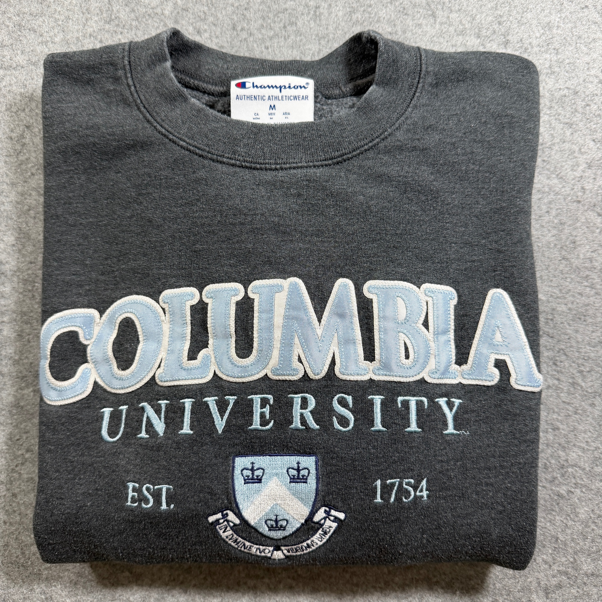 Vintage Champion Sweatshirt Mens M Charcoal Gray Columbia University Crewneck thumbnail 3