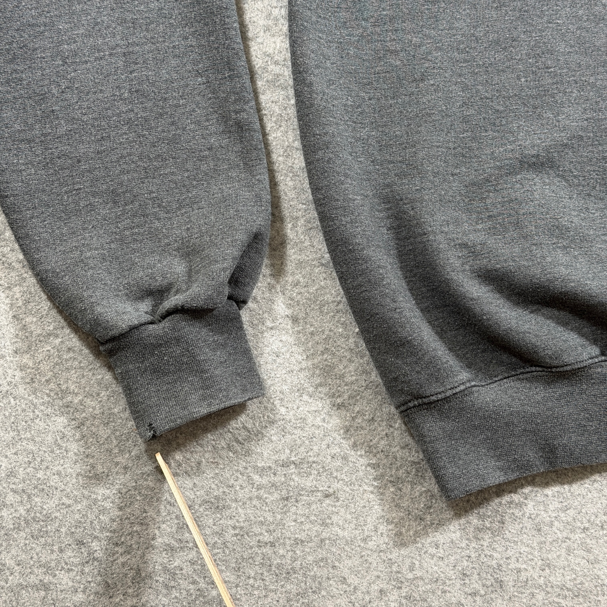 Vintage Champion Sweatshirt Mens M Charcoal Gray Columbia University Crewneck thumbnail 5