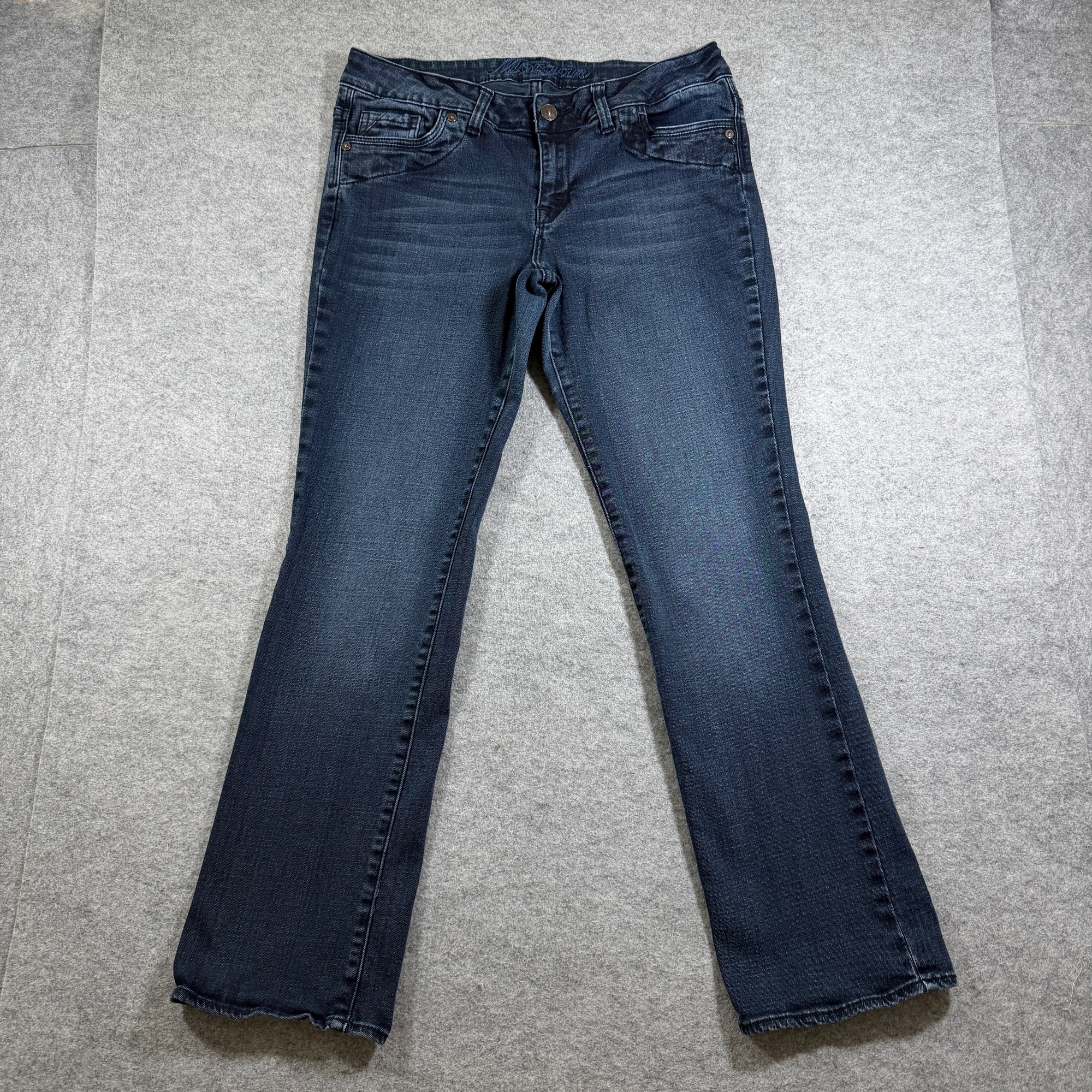 Delias Vintage Y2K Bootcut Jeans Womens 11/12S Dark Blue Denim Low Rise Faded