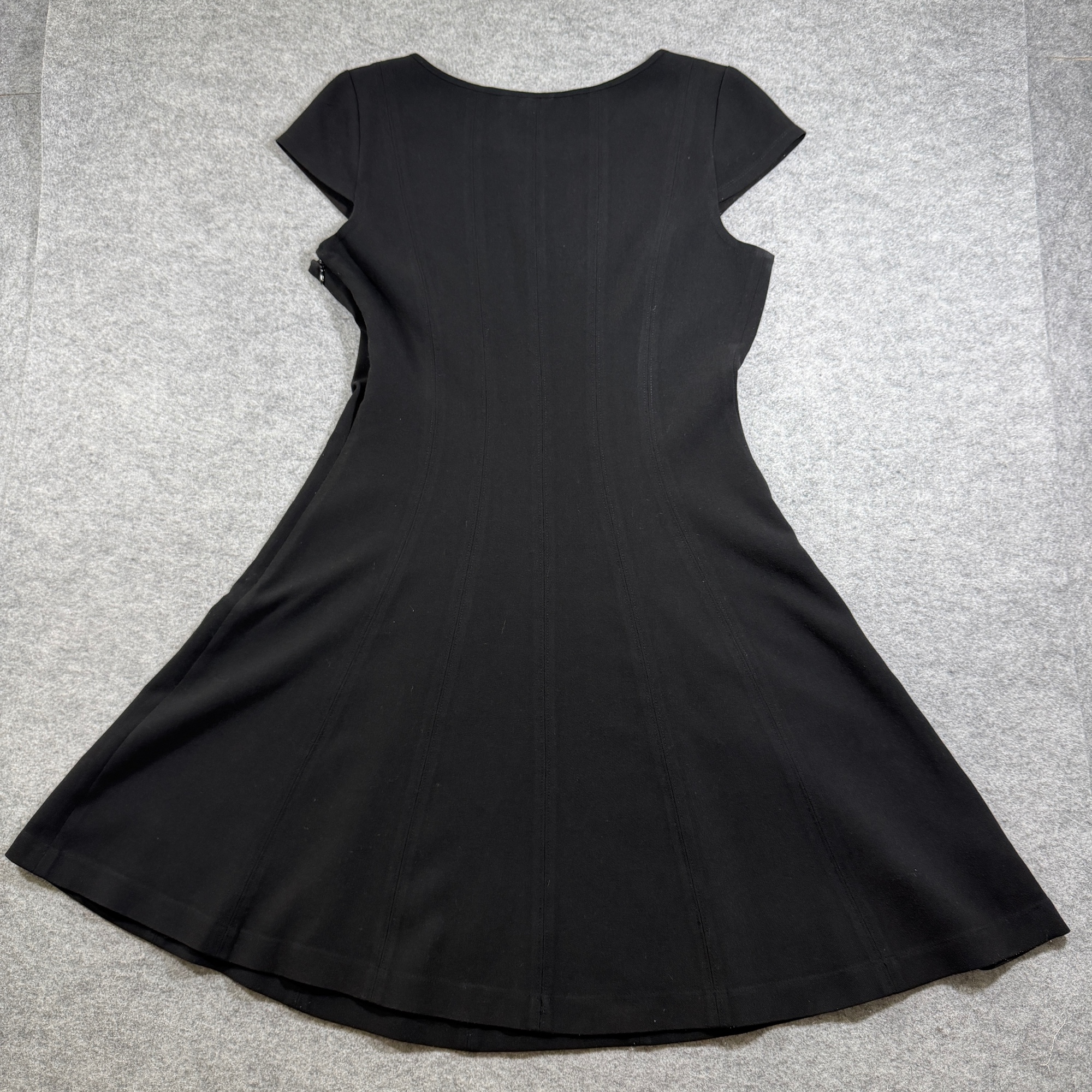 LOFT Dress Womens 2 Black Fit And Flare Cap Sleeve A-Line Seamed Paneling thumbnail 2