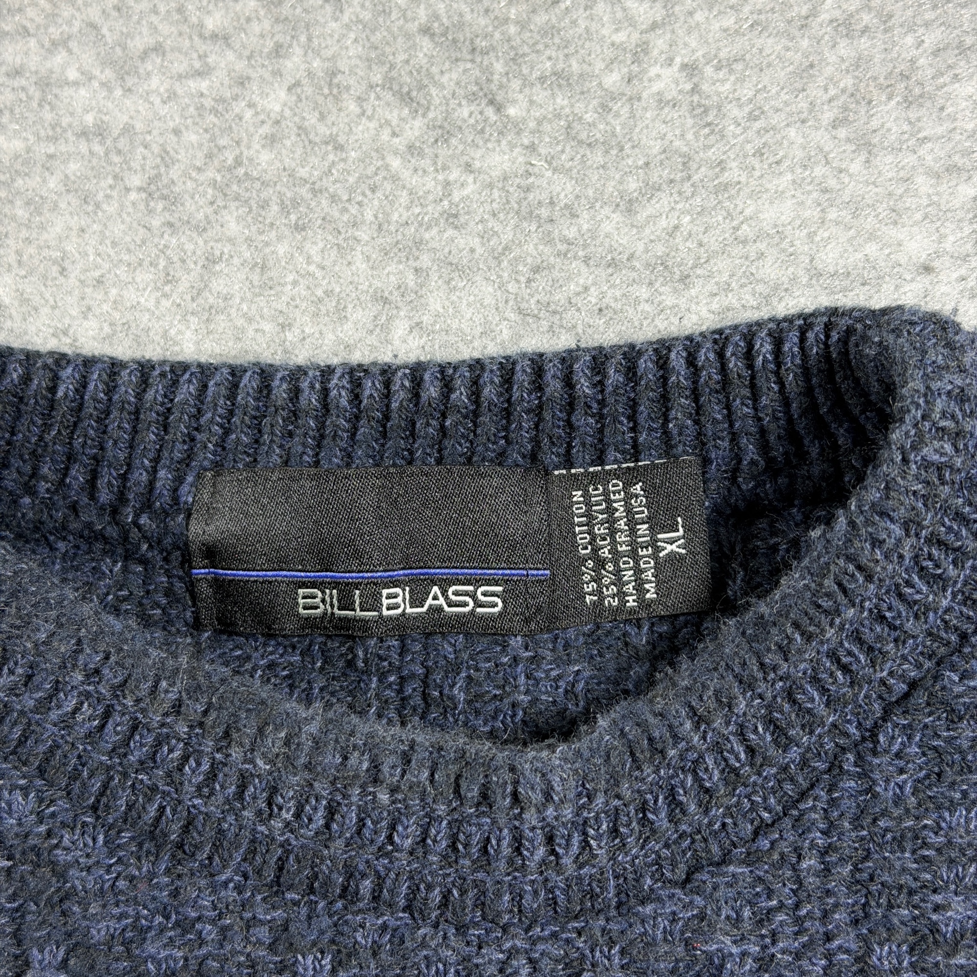 Vintage Bill Blass Textured Knit Sweater Mens XL Navy Crew Neck Cotton USA Made thumbnail 3