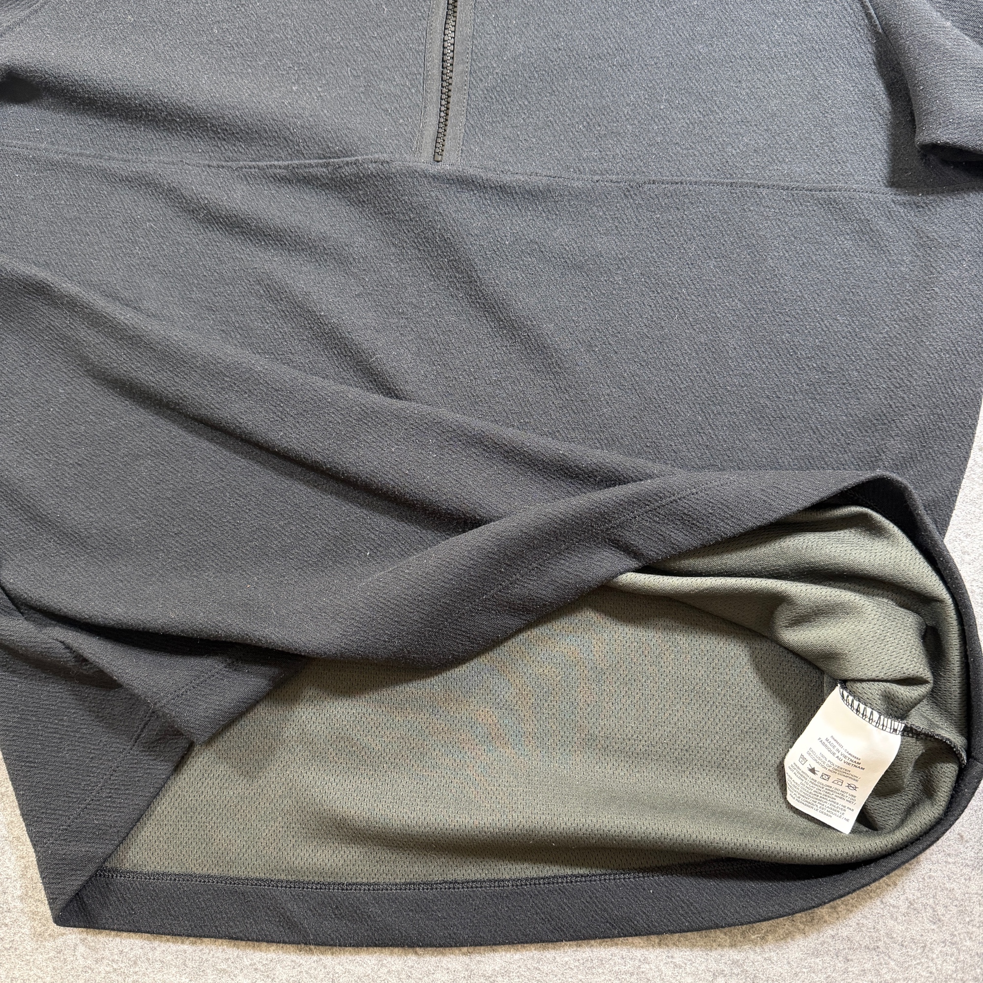 Nike Dri-FIT 1/4 Zip Pullover Mens XL Black Golf Performance Athletic Polyester thumbnail 8