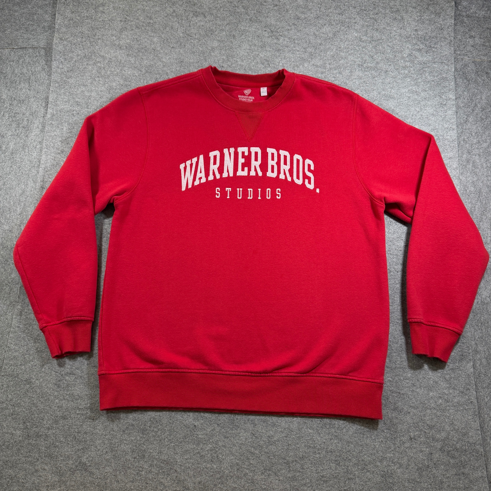 Warner Bros Studio Tour Sweatshirt Mens XL Red Hollywood Crewneck Embroidered
