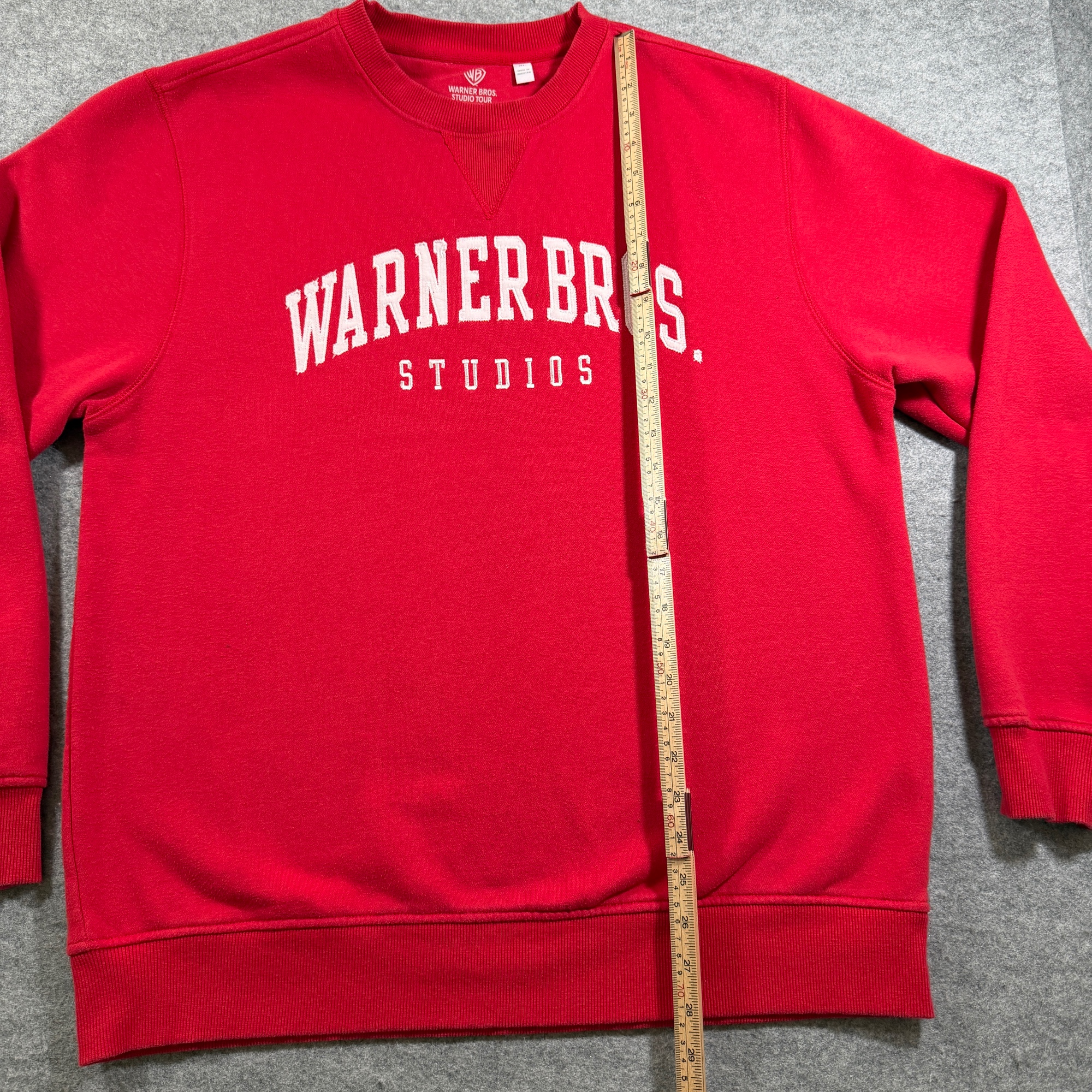 Warner Bros Studio Tour Sweatshirt Mens XL Red Hollywood Crewneck Embroidered thumbnail 7