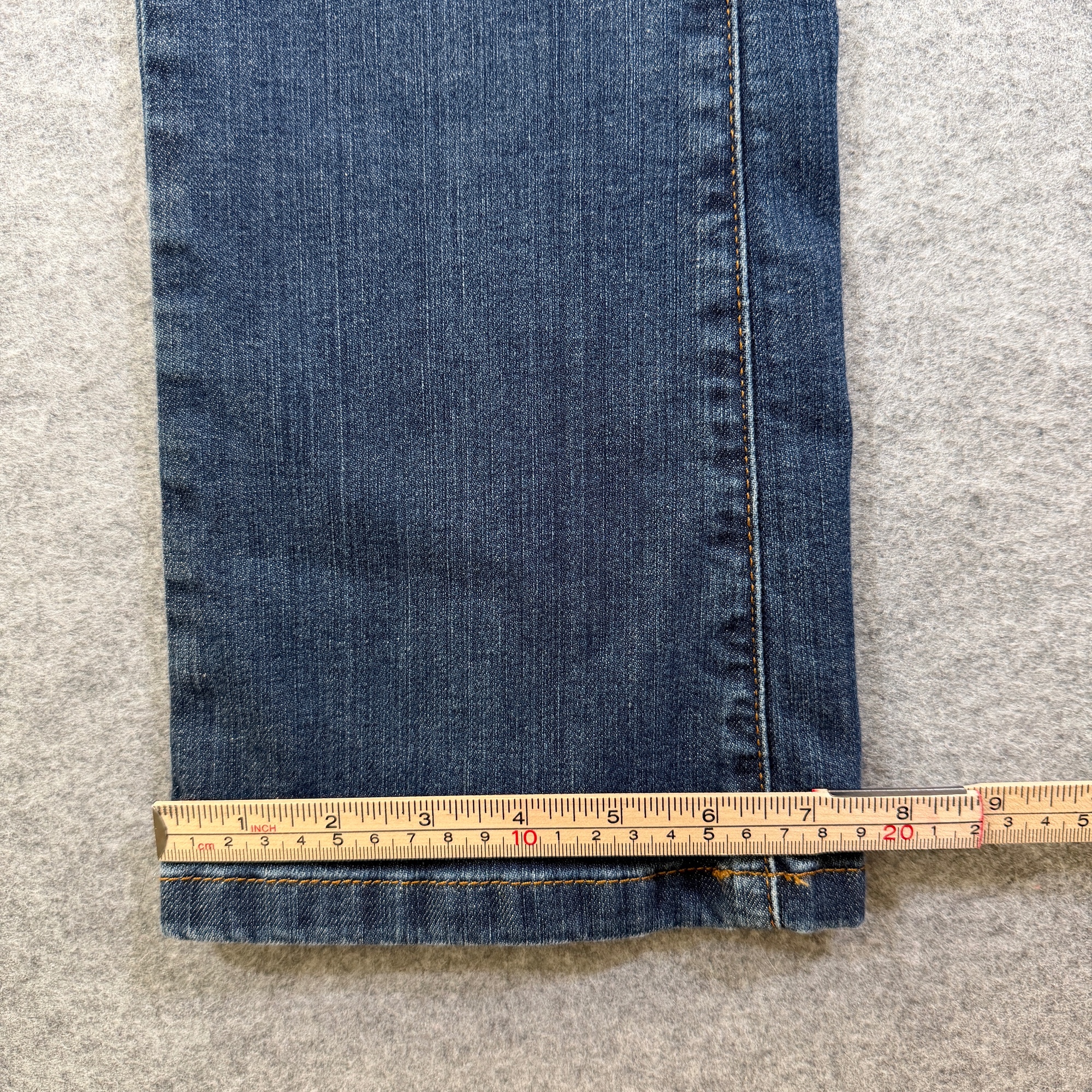 L.L.Bean Classic Fit Jeans Womens 2 Reg Dark Blue Denim Five Pocket Stretch thumbnail 9