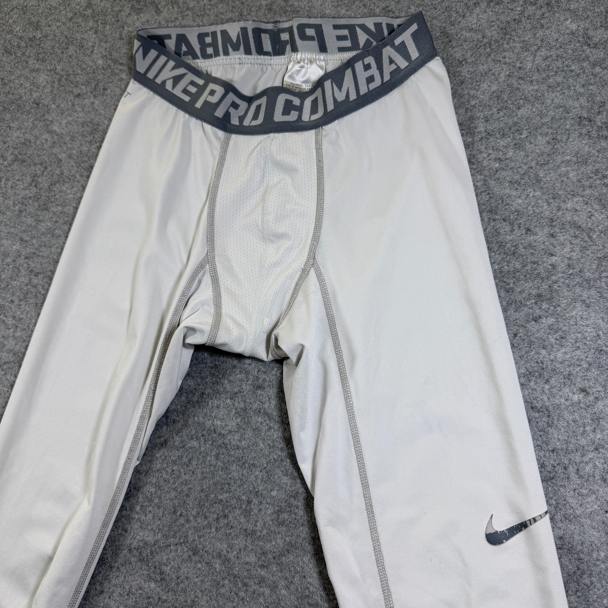 Nike Pro Combat Compression Tights Mens M White Running Gym Training Base Layer thumbnail 3