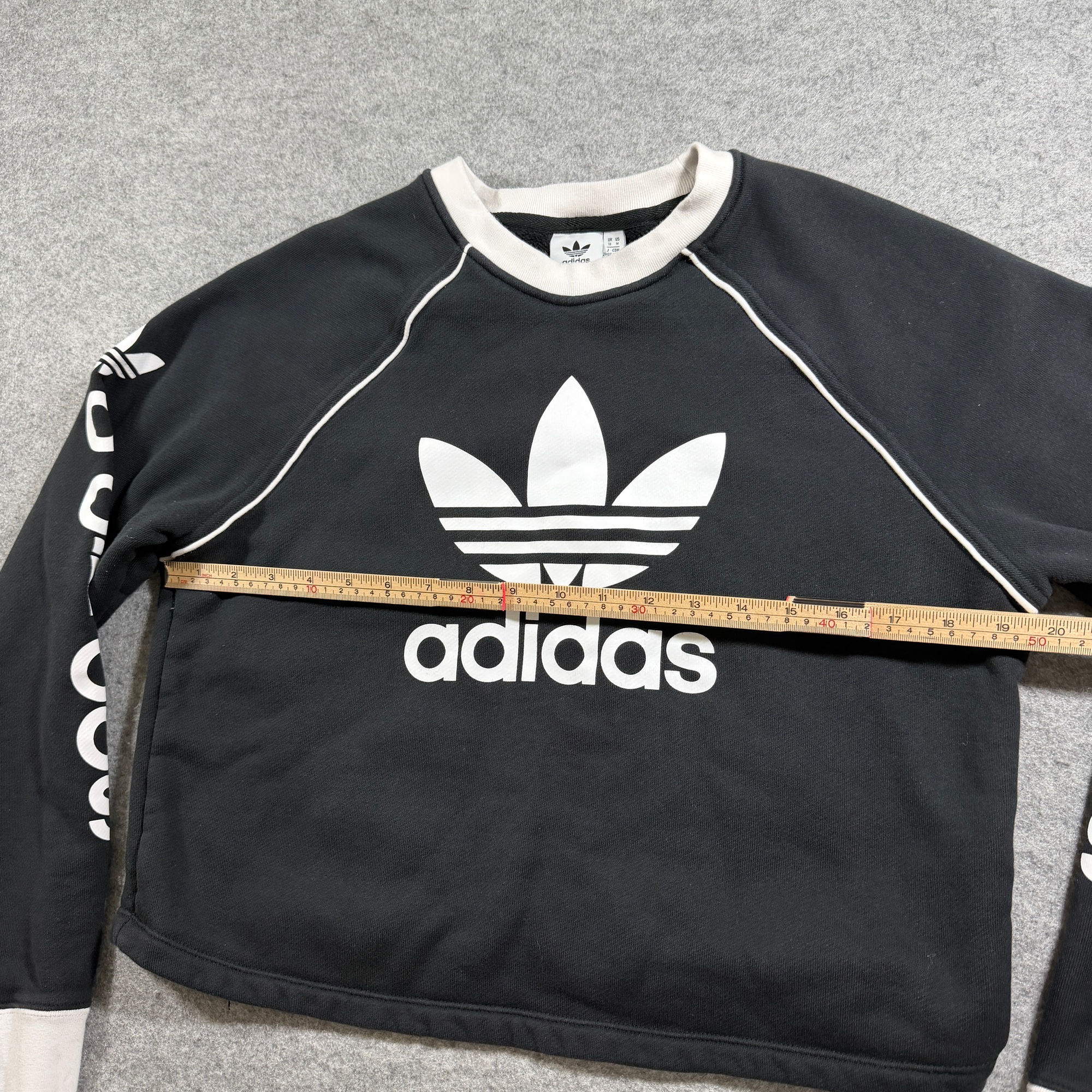 Adidas Cropped Sweatshirt Womens M Black Trefoil Logo Raglan Cotton Spellout thumbnail 6