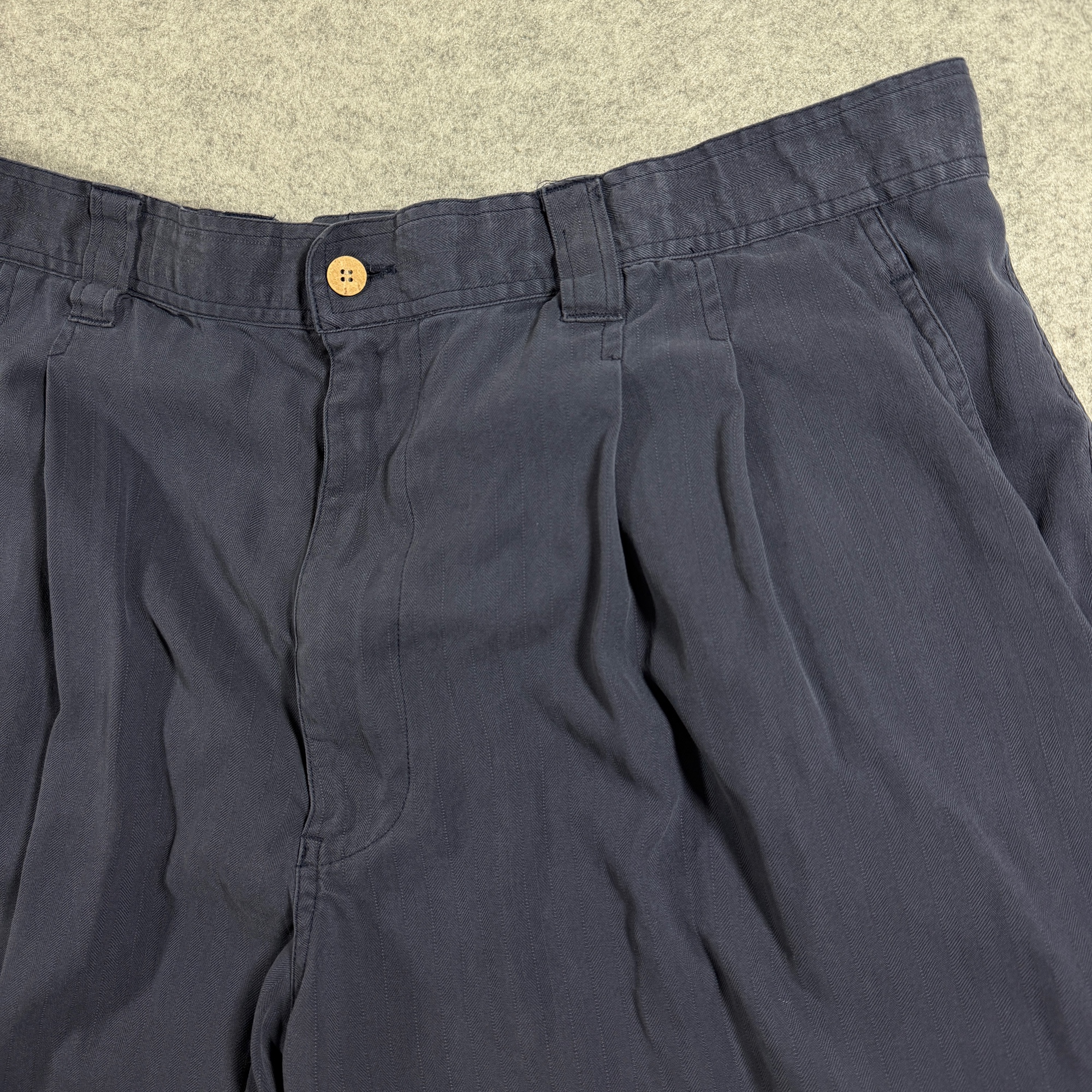 Vintage Tulliano Silk Shorts Mens 38 Navy Blue Pleated Front Relaxed Fit Preppy thumbnail 9