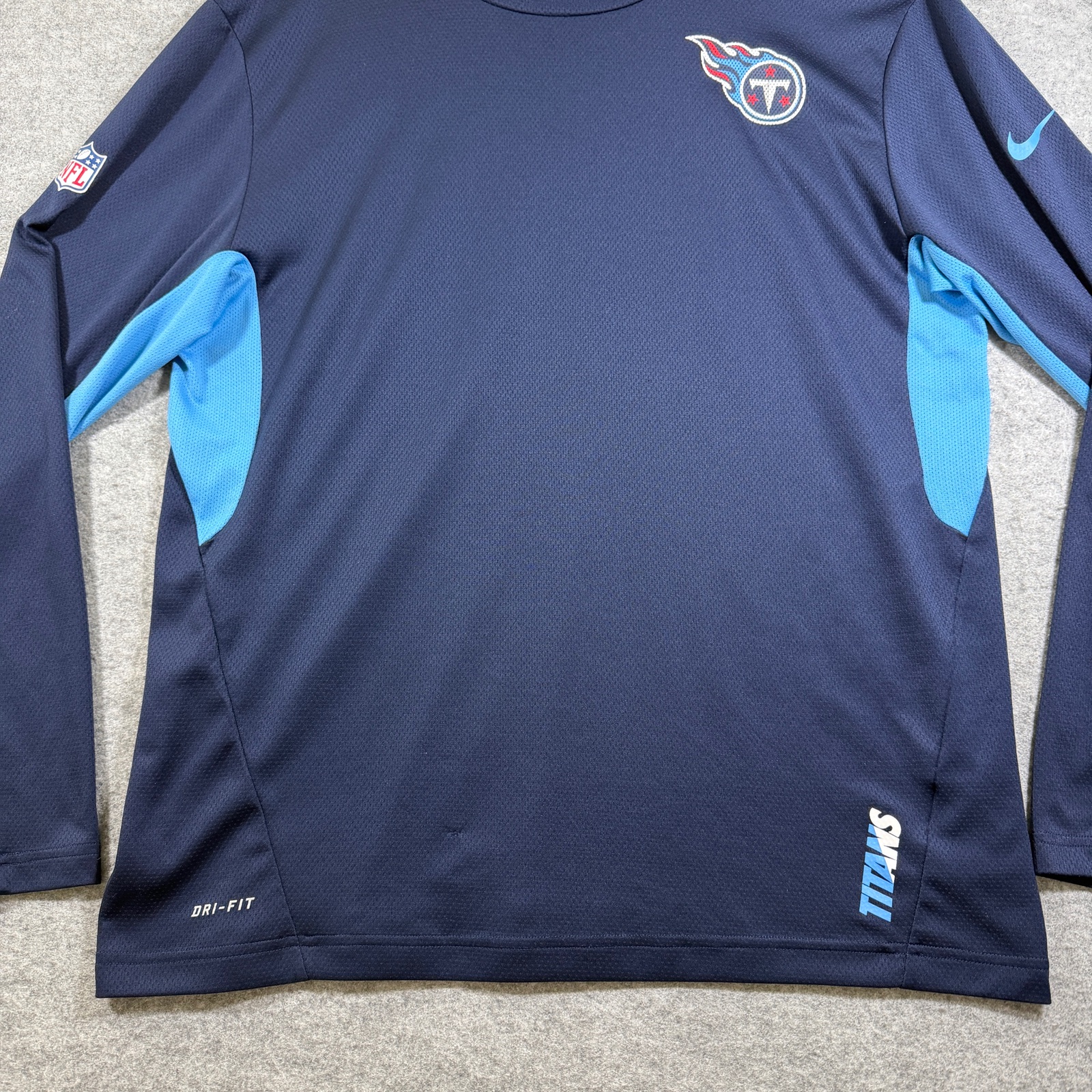 Nike Titans Long Sleeve Shirt Mens XL Navy Dri-Fit NFL Onfield Team Logo Tee thumbnail 4