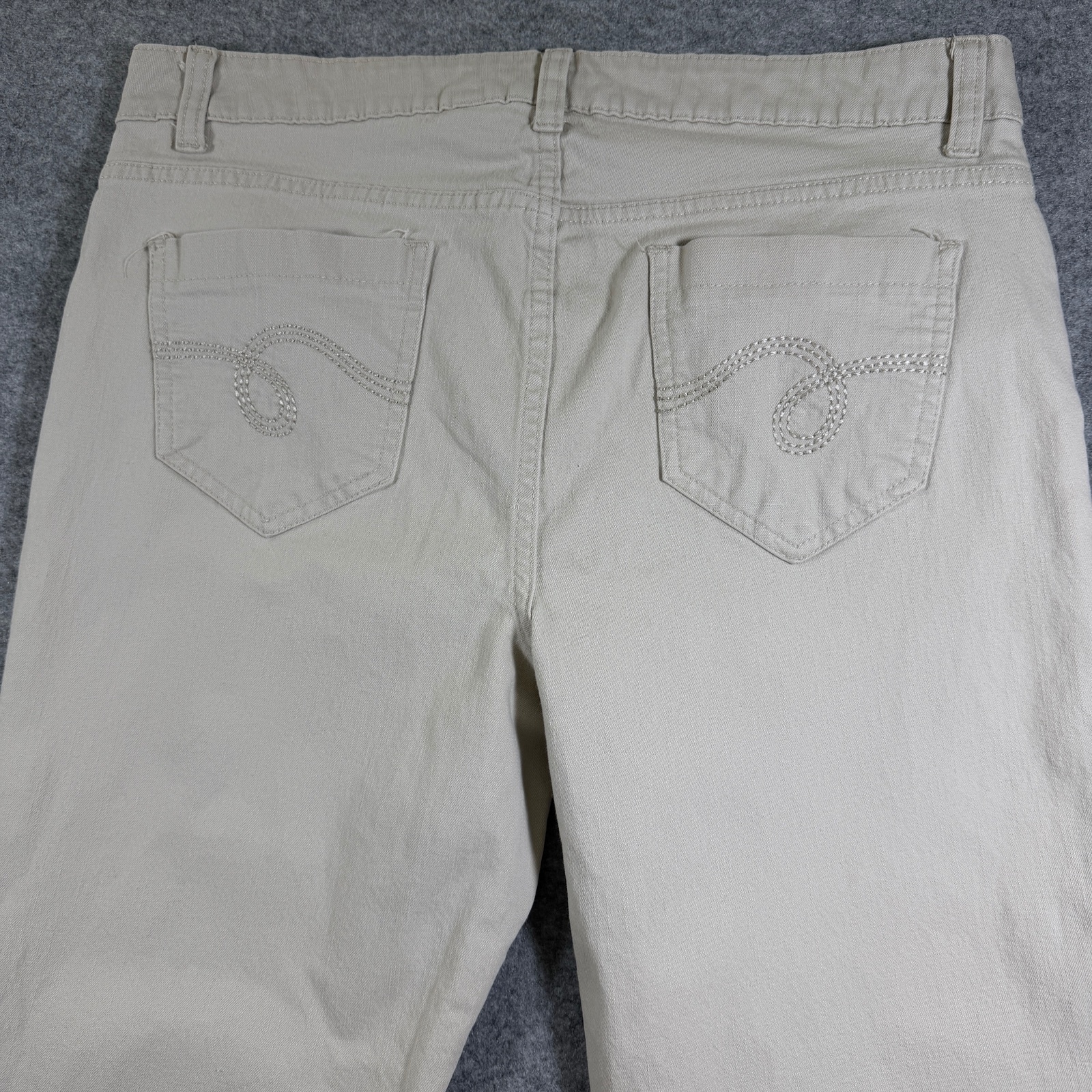 Smith's Dungarees Bootcut Jeans Womens 12 Cream Stretch Cotton Denim Pants thumbnail 4
