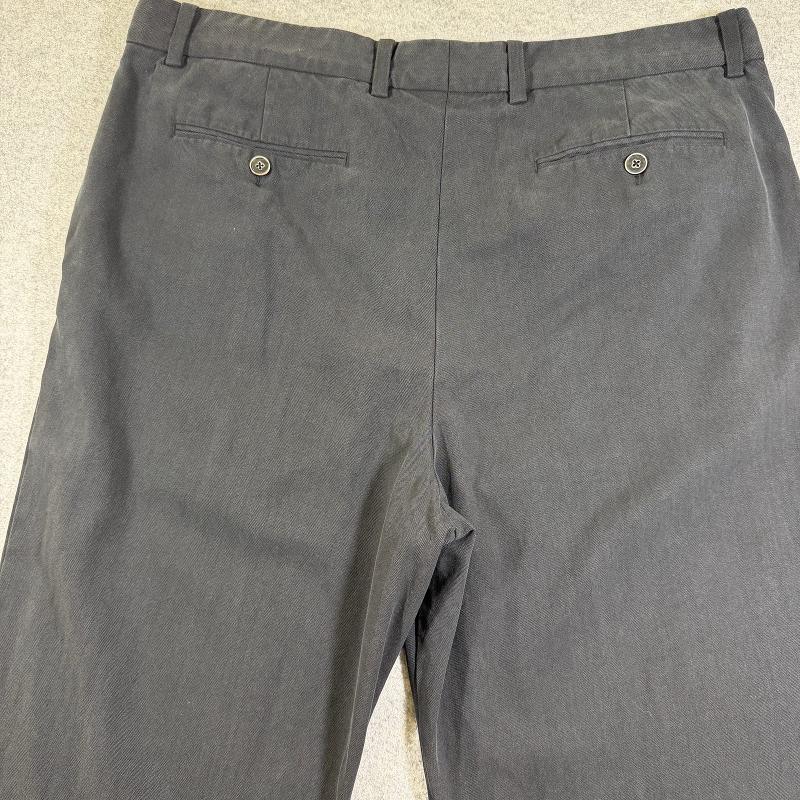 Tommy Bahama Silk Pants Mens 38x32 Black Pleated Front Relaxed Fit Trousers thumbnail 4