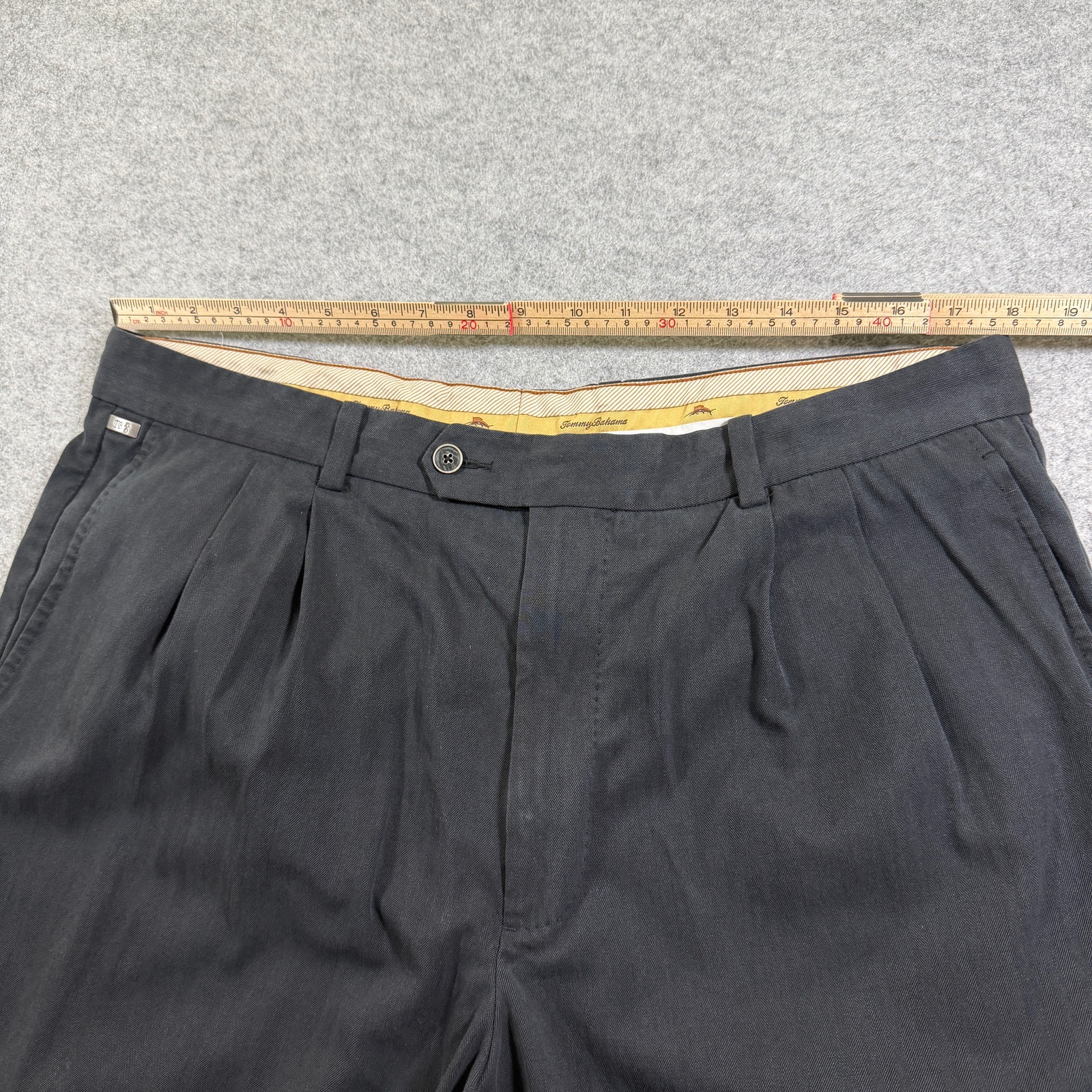 Tommy Bahama Silk Pants Mens 38x32 Black Pleated Front Relaxed Fit Trousers thumbnail 7