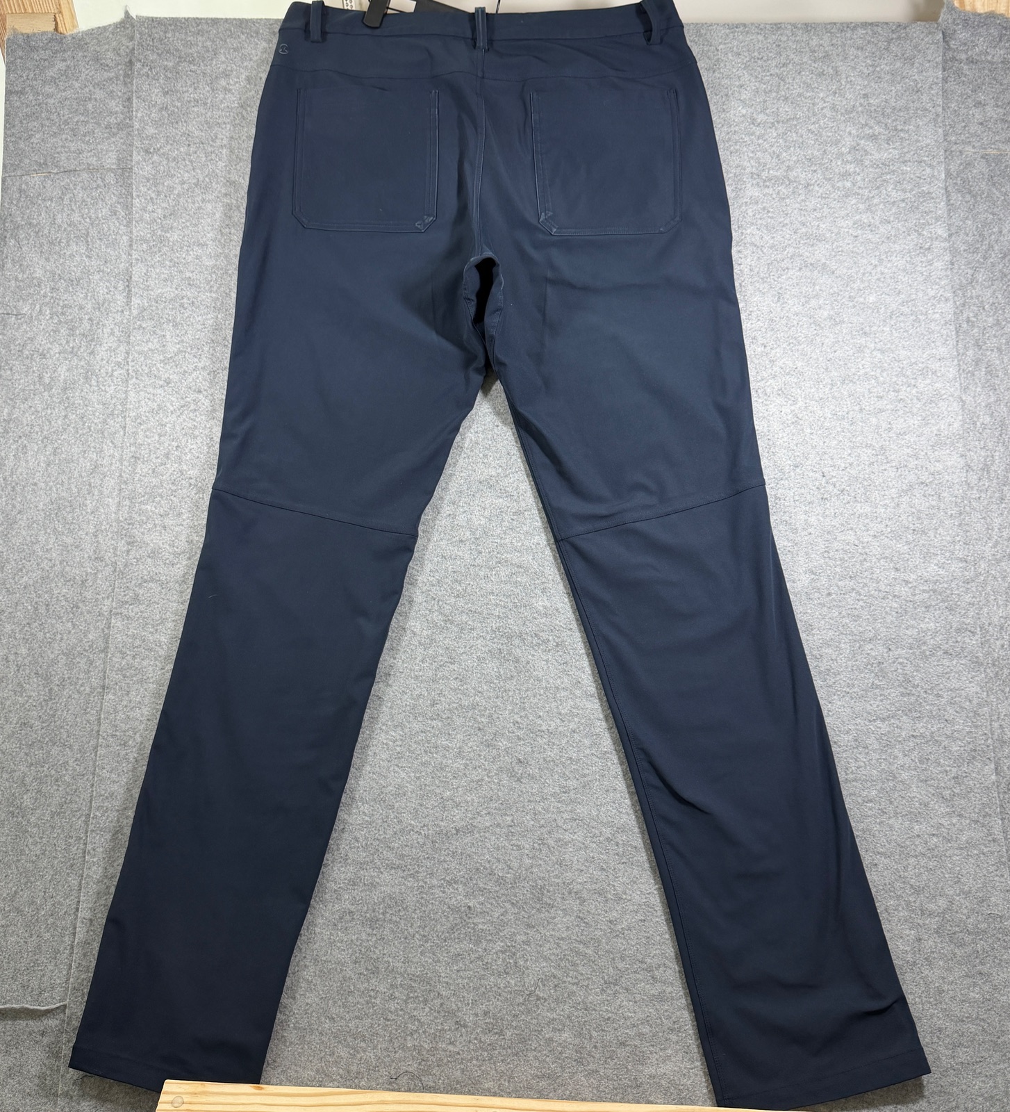 Lululemon ABC Pants Mens 35x37 Navy Tall Straight Leg Stretch Golf Performance thumbnail 2