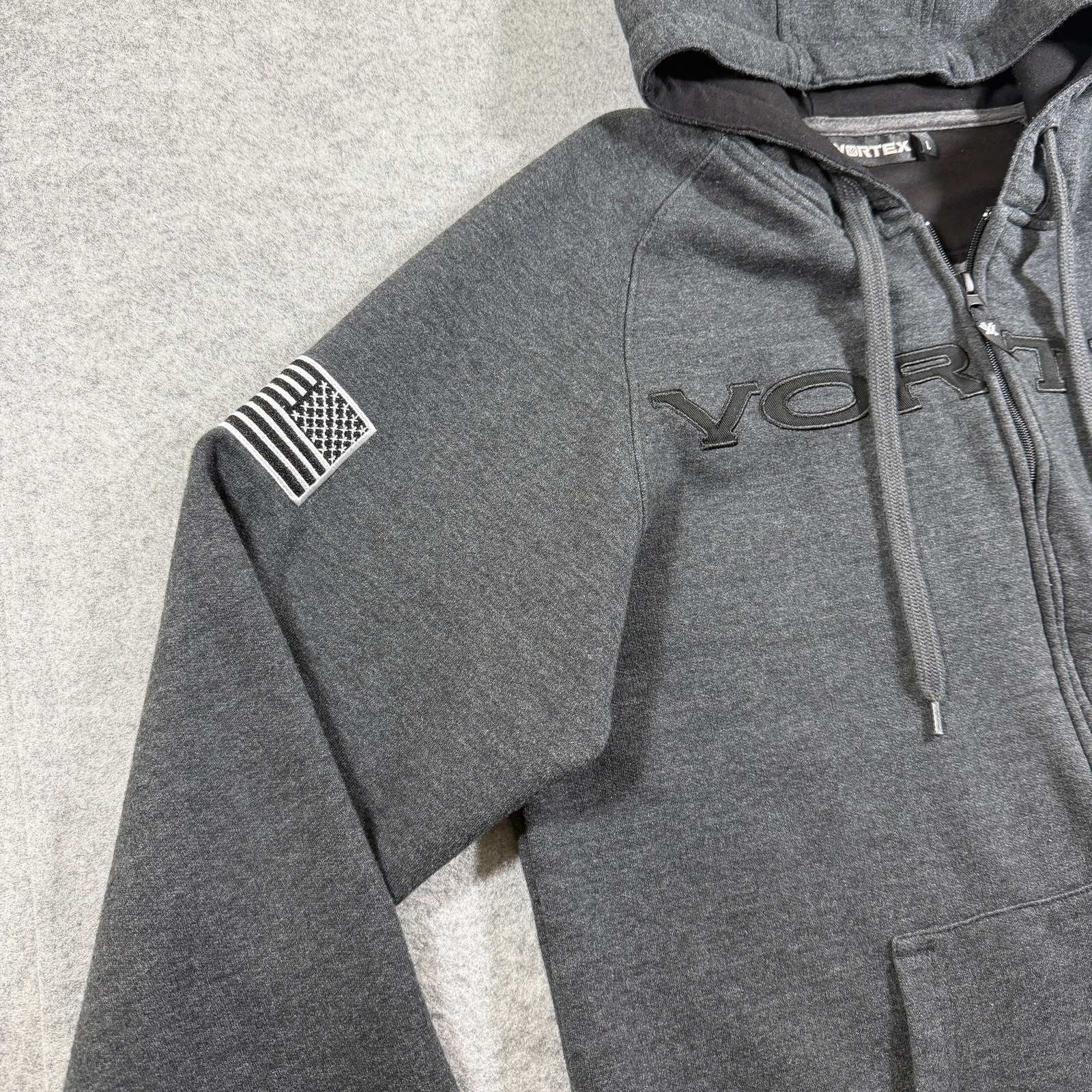 Vortex Full Zip Hoodie Mens L Dark Gray Heavyweight Fleece Flag Patch Outdoor thumbnail 3