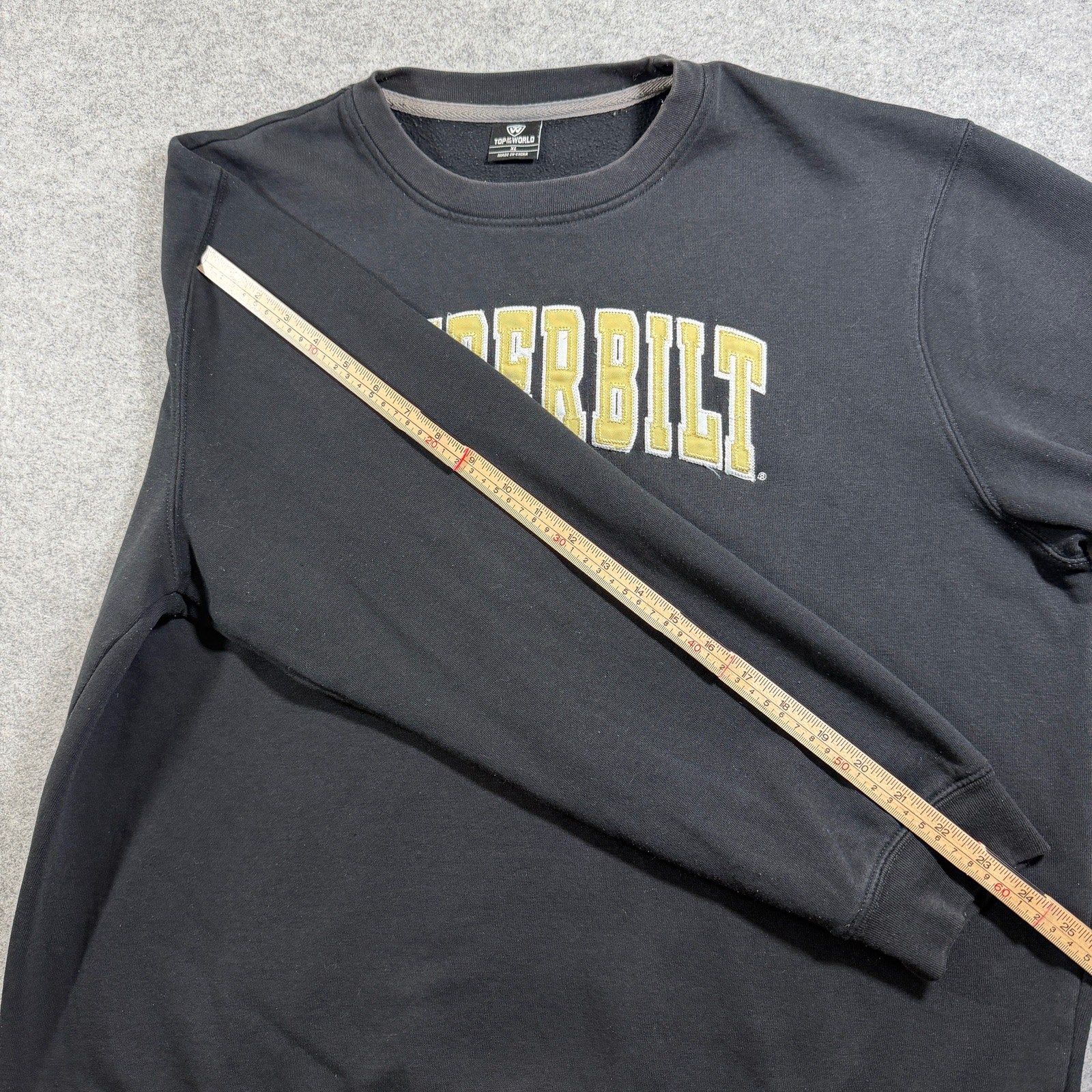 Vanderbilt Commodores Sweatshirt Mens XL Black Anchors Down NCAA Crewneck Fleece thumbnail 8