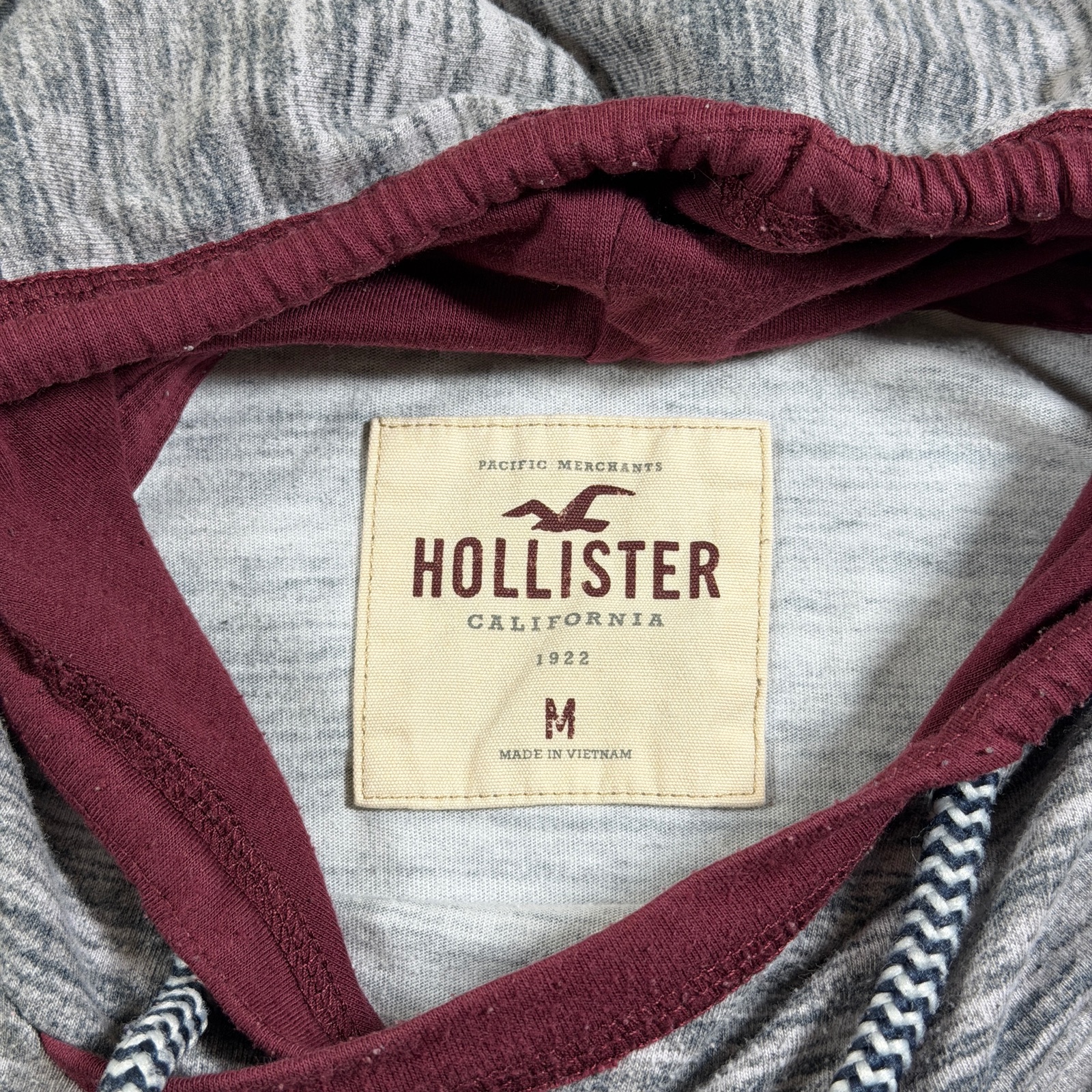 Hollister Hoodie Mens M Gray Heather Maroon Trim Lightweight Cotton Pullover thumbnail 5