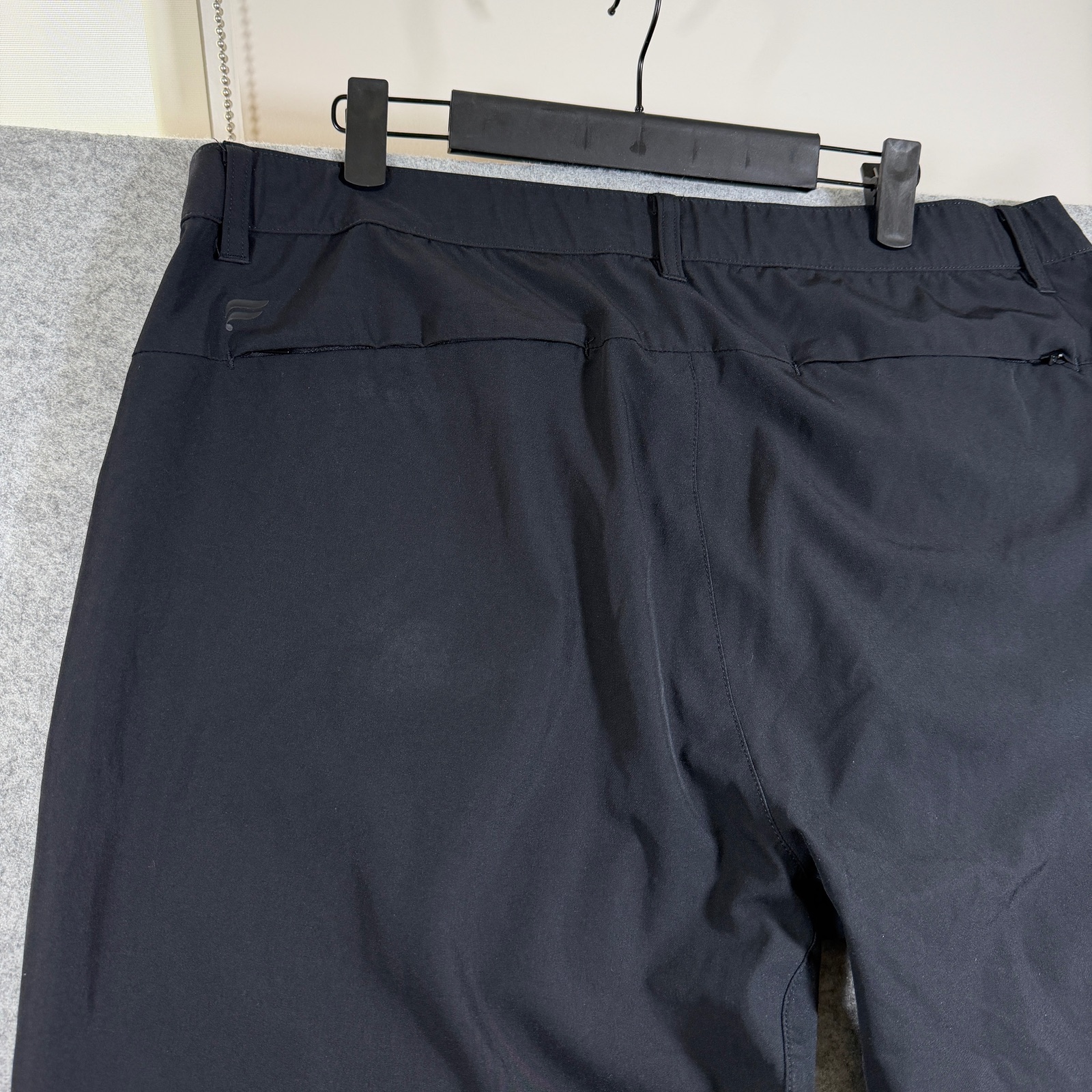 Fabletics Pants Mens 36x32 Black Straight Leg Stretch Zipper Pocket Golf Active thumbnail 3
