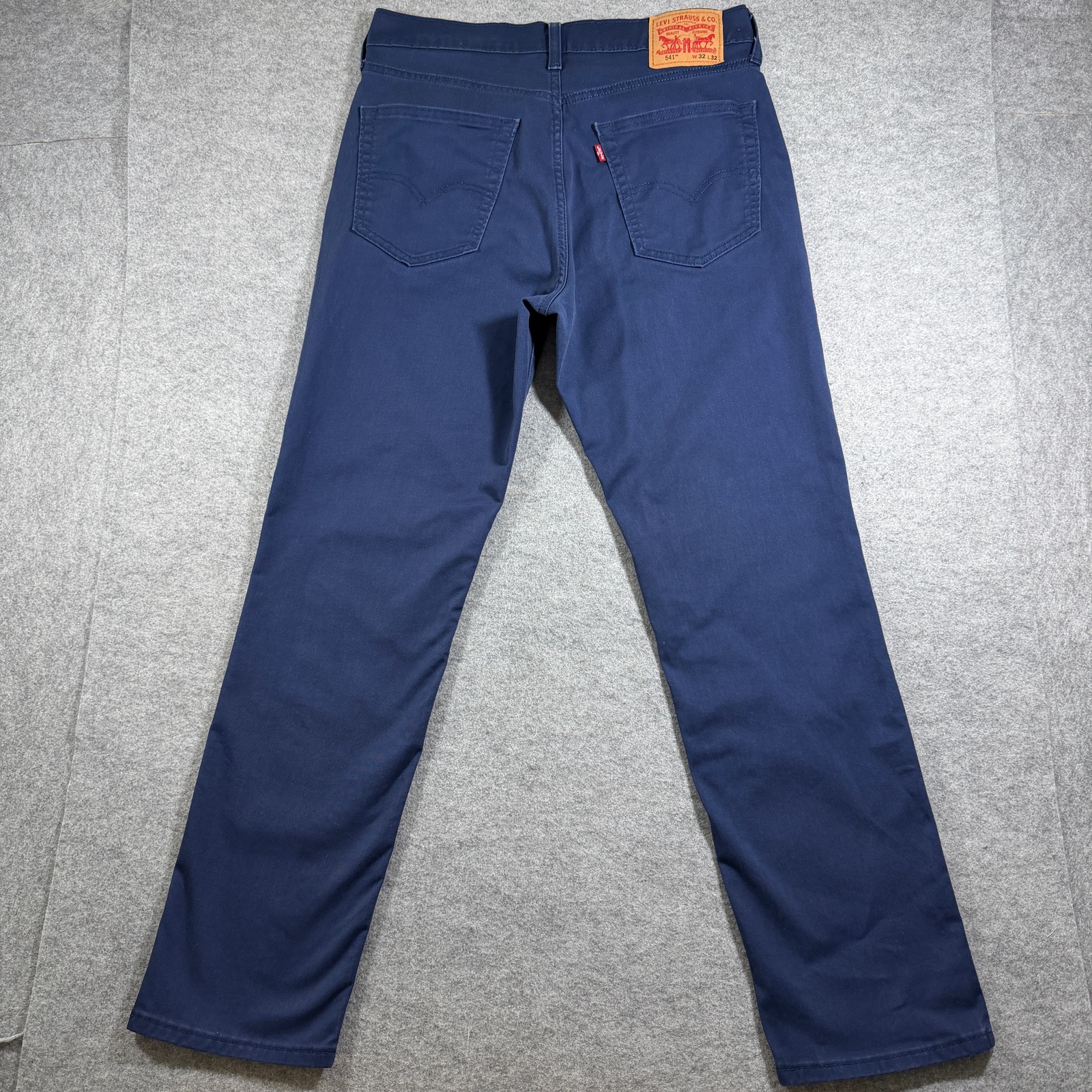 Levi's 541 Athletic Taper Jeans Mens 32x32 Navy Blue Stretch Denim Red Tab