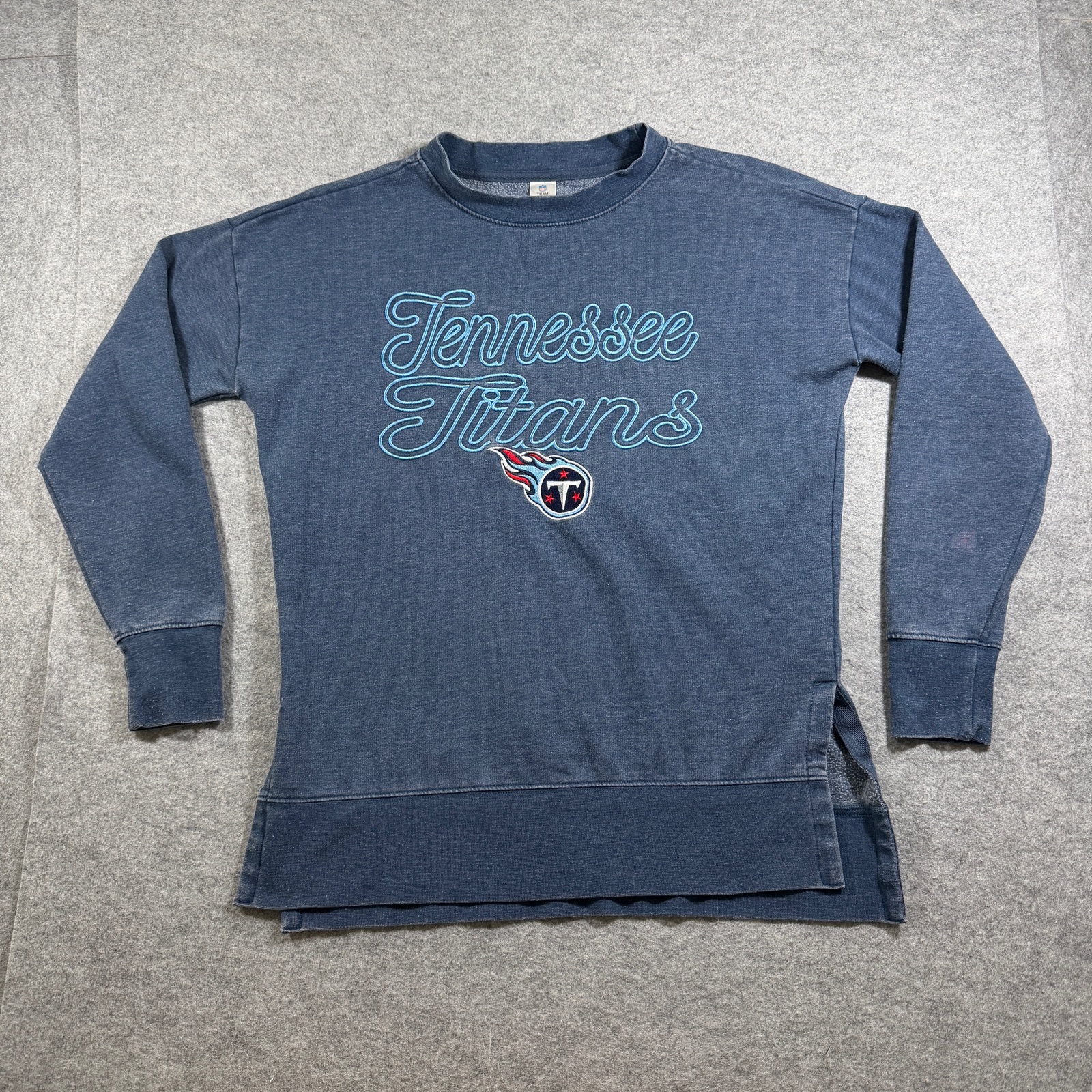 Vintage Tennessee Titans Sweatshirt Womens S Navy Embroidered NFL Team Apparel