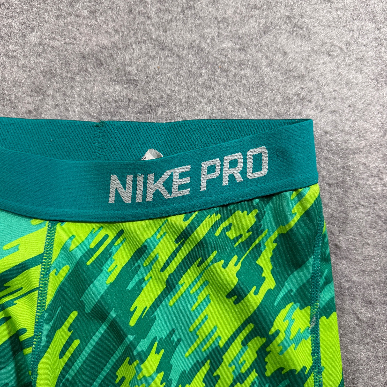 Nike Pro Compression Leggings Womens XL Neon Green Camo Running Yoga Training thumbnail 3