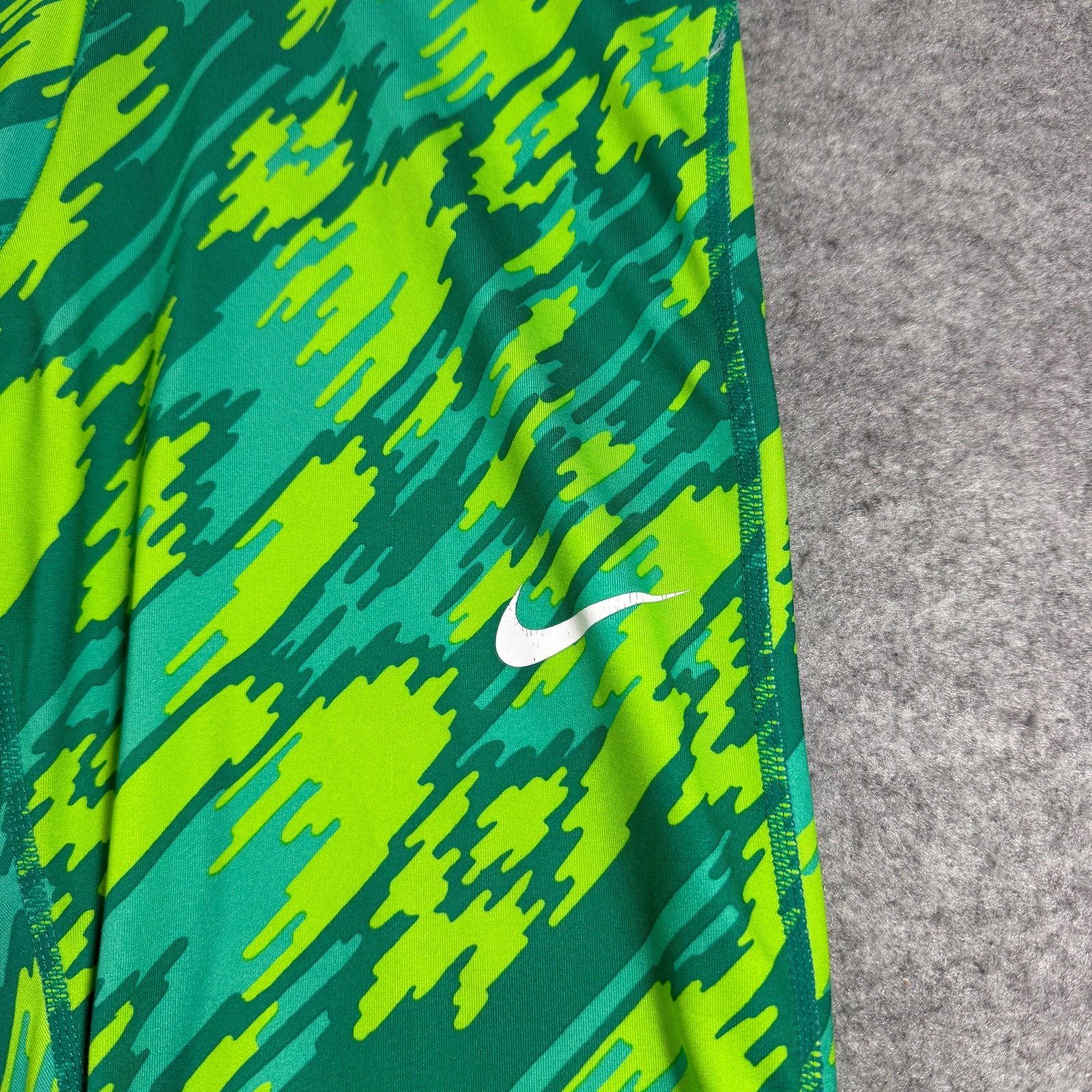 Nike Pro Compression Leggings Womens XL Neon Green Camo Running Yoga Training thumbnail 4