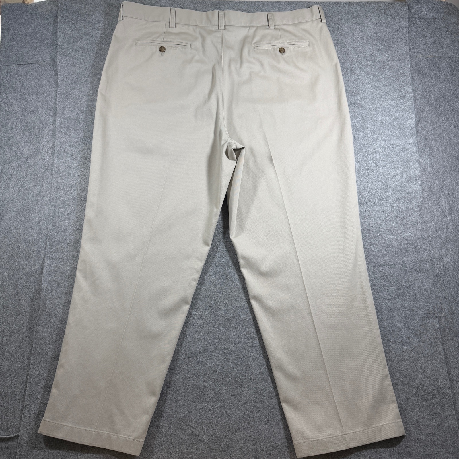 L.L.Bean Double L Chino Pants Mens 42x30 Khaki NWT Cotton Flat Front Natural Fit thumbnail 2