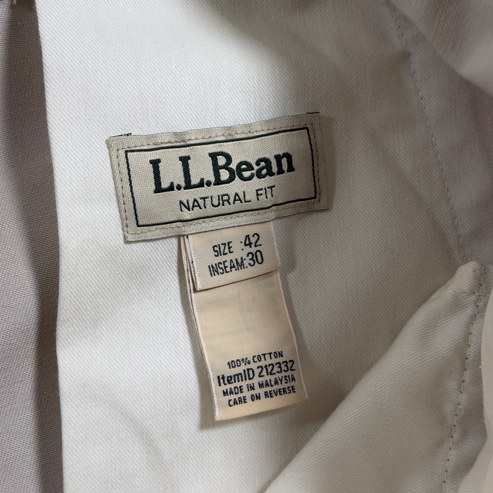 L.L.Bean Double L Chino Pants Mens 42x30 Khaki NWT Cotton Flat Front Natural Fit thumbnail 6