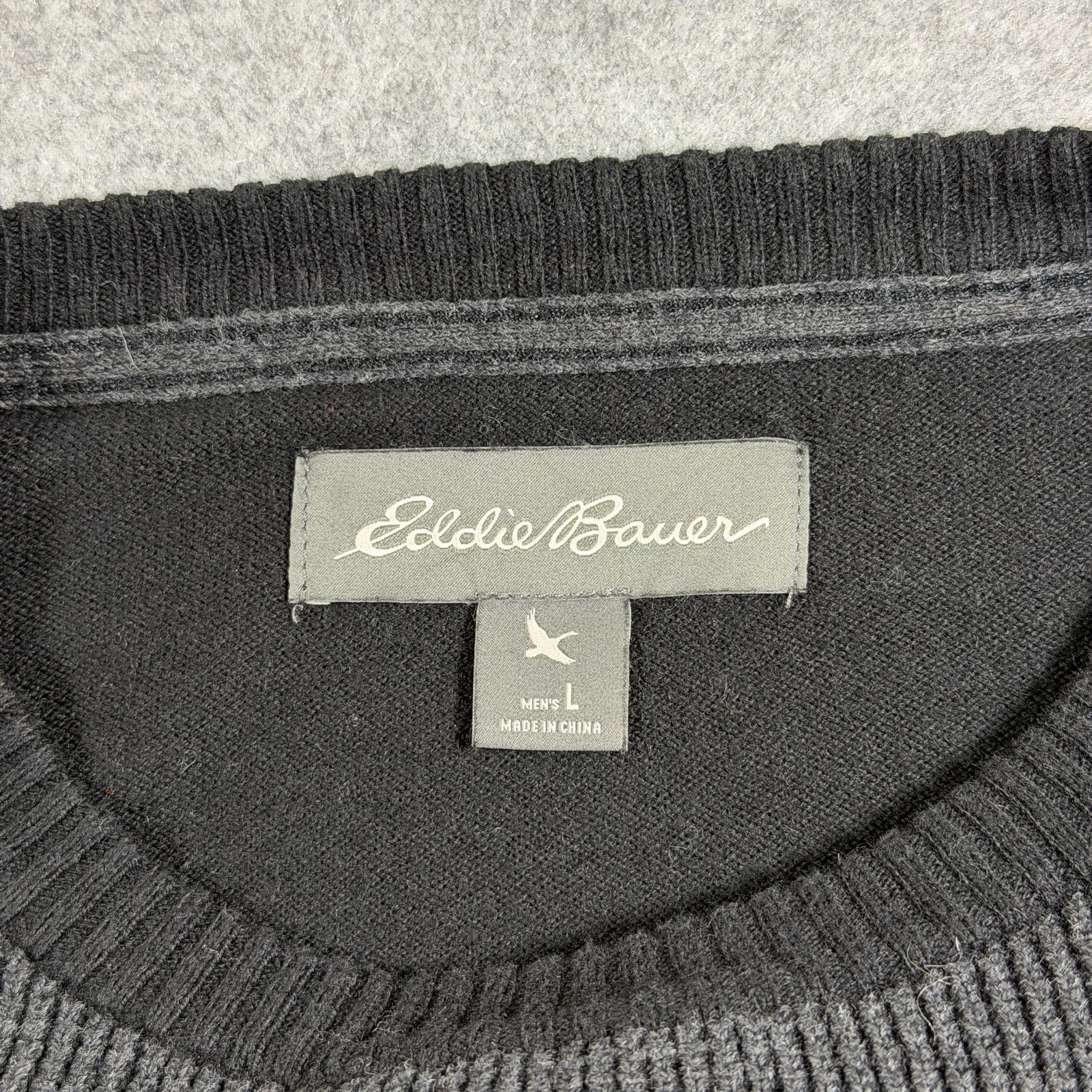 Eddie Bauer Merino Wool Sweater Mens L Black Gray Waffle Knit Raglan Crewneck thumbnail 4