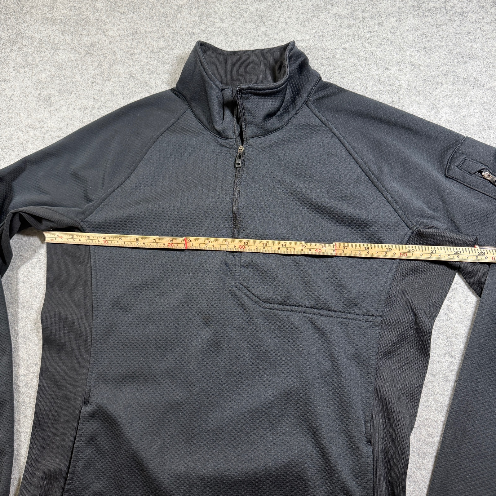 Oakley Waffle Knit 1/4 Zip Pullover Mens M Black Wicking Golf Performance thumbnail 6