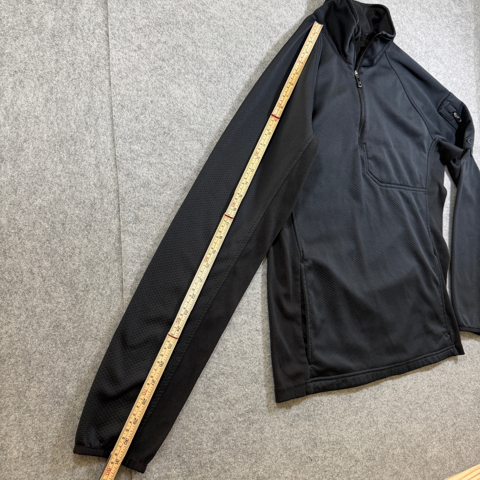 Oakley Waffle Knit 1/4 Zip Pullover Mens M Black Wicking Golf Performance thumbnail 8