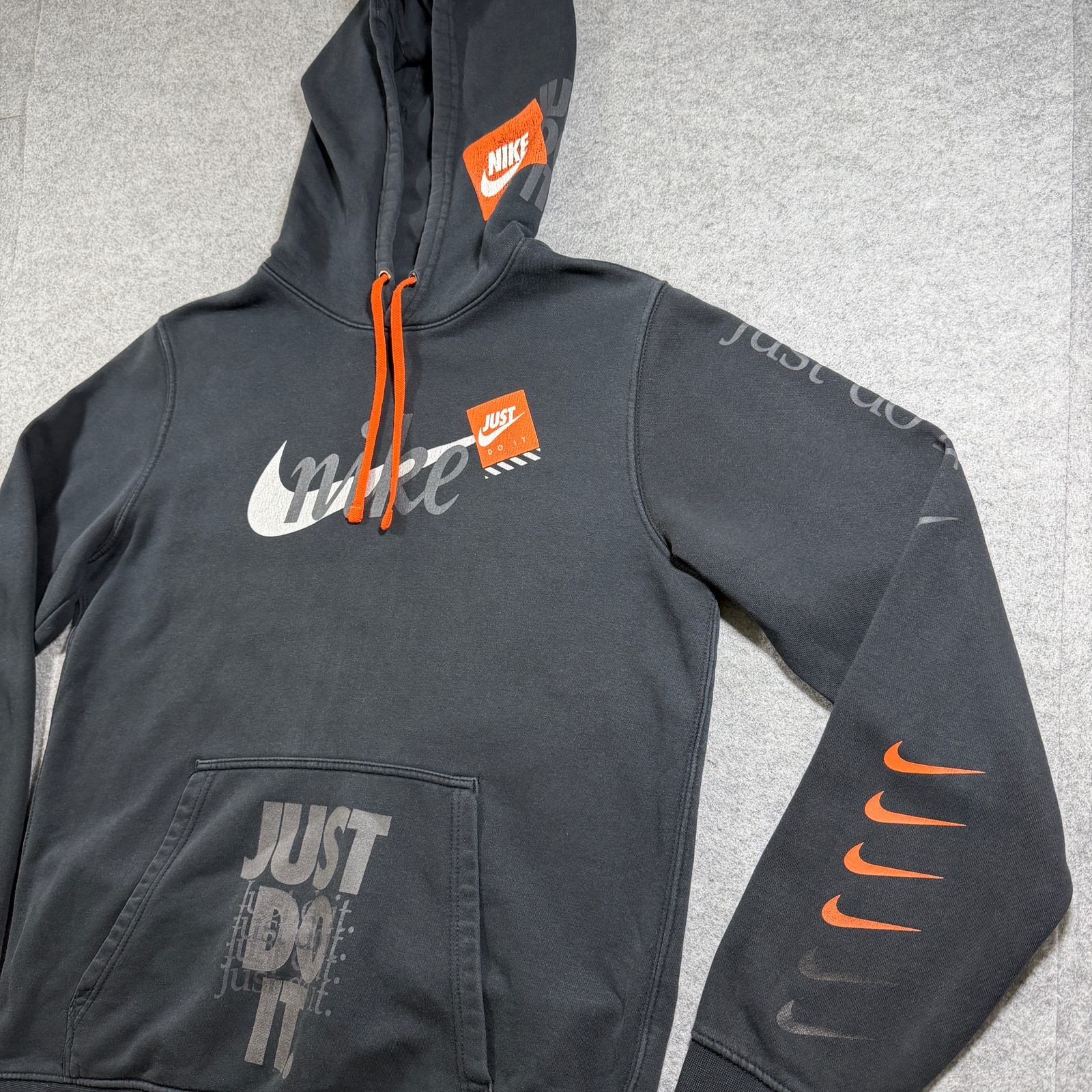 Nike Just Do It All Over Graphic Hoodie Mens L Black Pullover Fleece Drawstring thumbnail 4