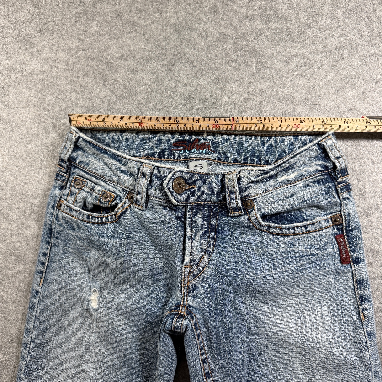 Vintage Silver Jeans Women 28 Light Wash Bootcut Distressed Ripped Denim Stretch thumbnail 7