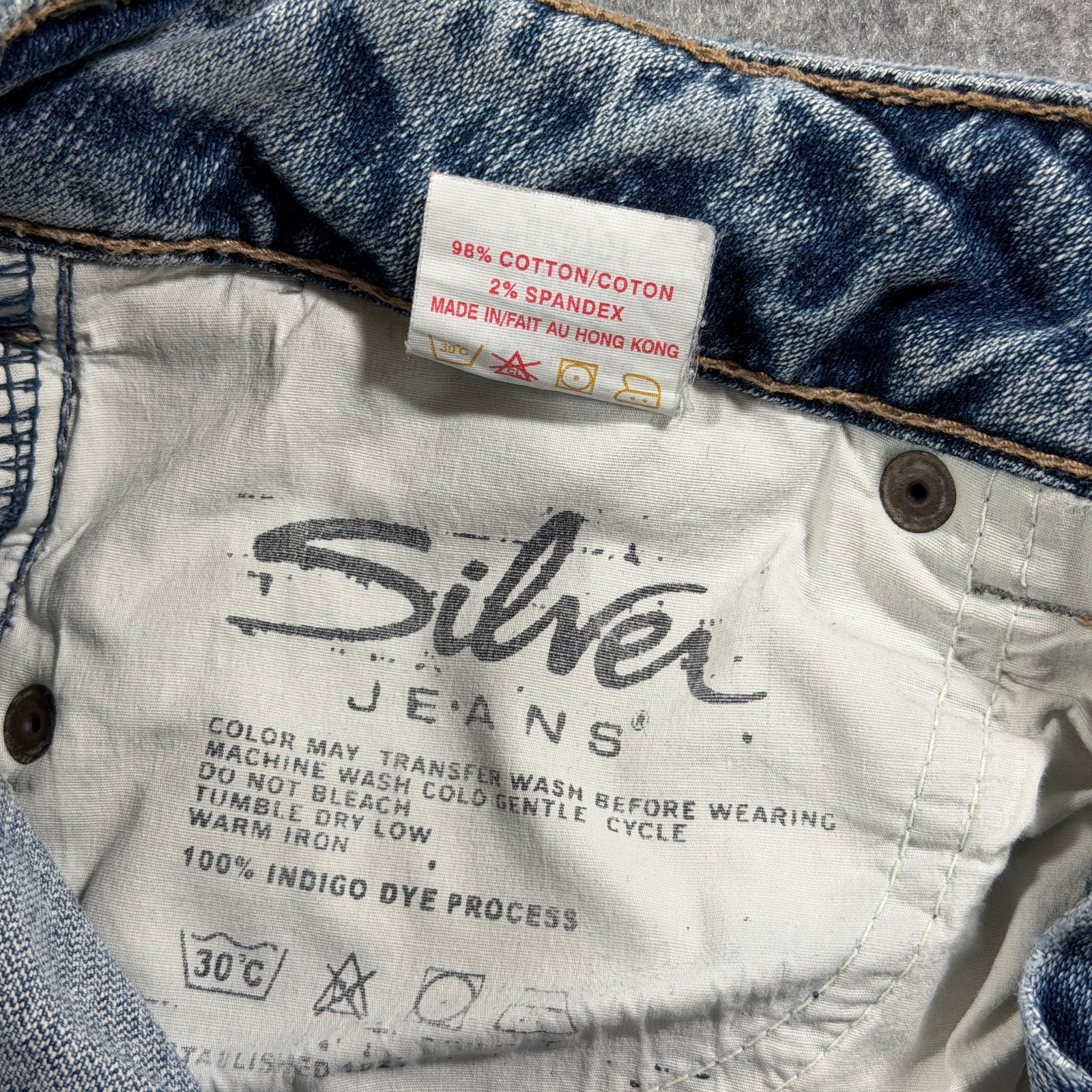 Vintage Silver Jeans Women 28 Light Wash Bootcut Distressed Ripped Denim Stretch thumbnail 11