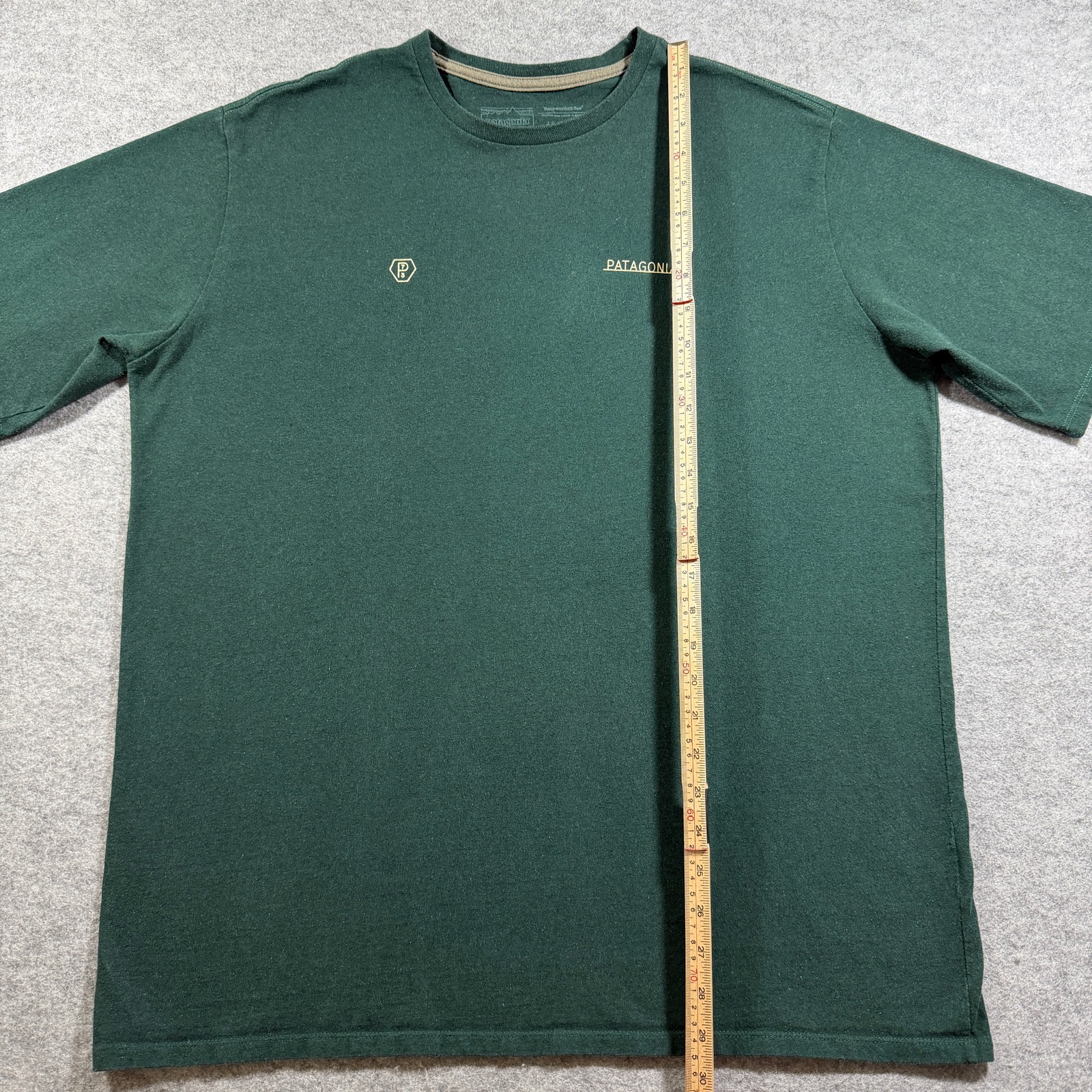 Patagonia Responsibili-Tee Mens XL Dark Green Ironclad Guarantee Graphic Cotton thumbnail 8