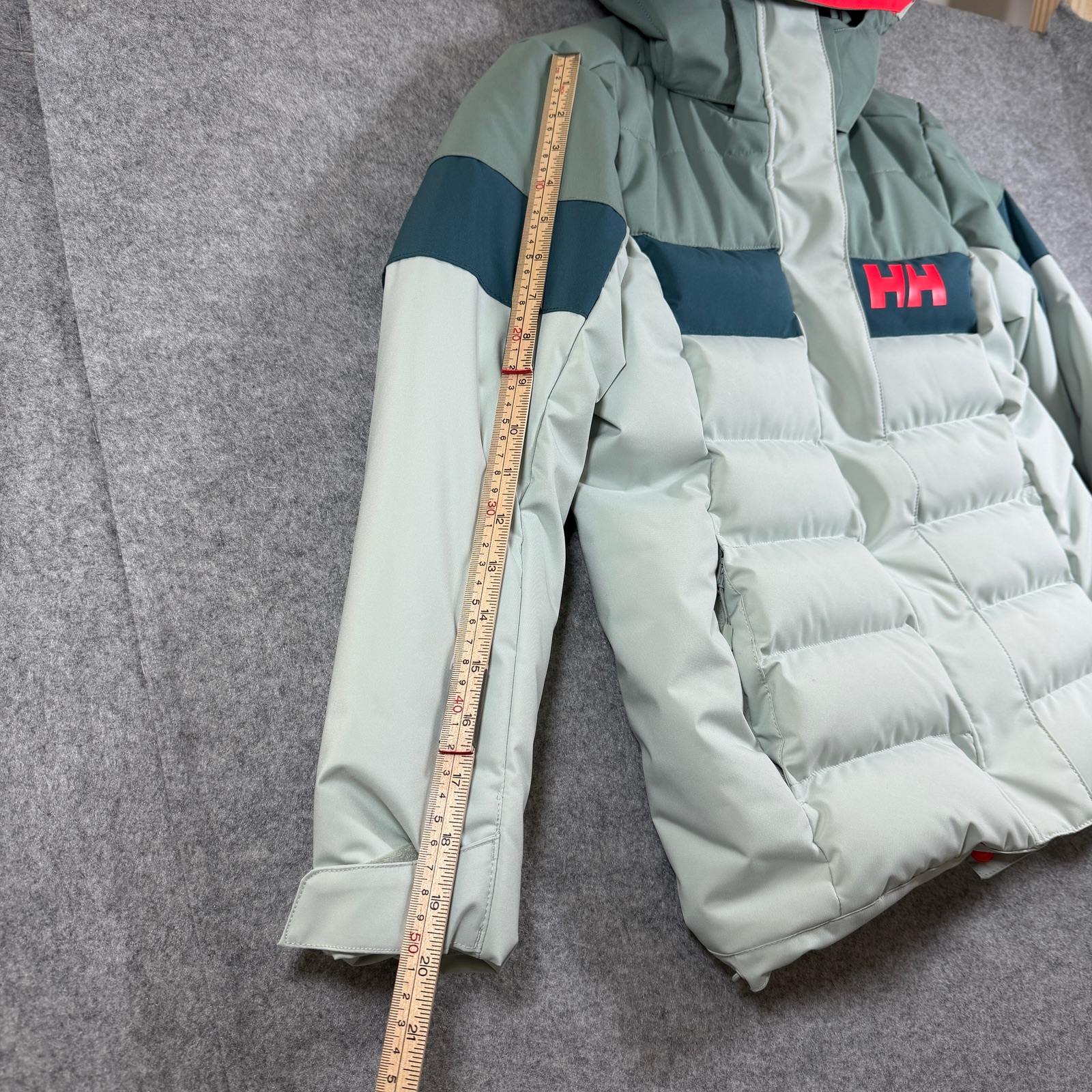 Helly Hansen Kids Puffer Ski Coat 140/10 Sage Green Hooded Colorblock Winter thumbnail 7