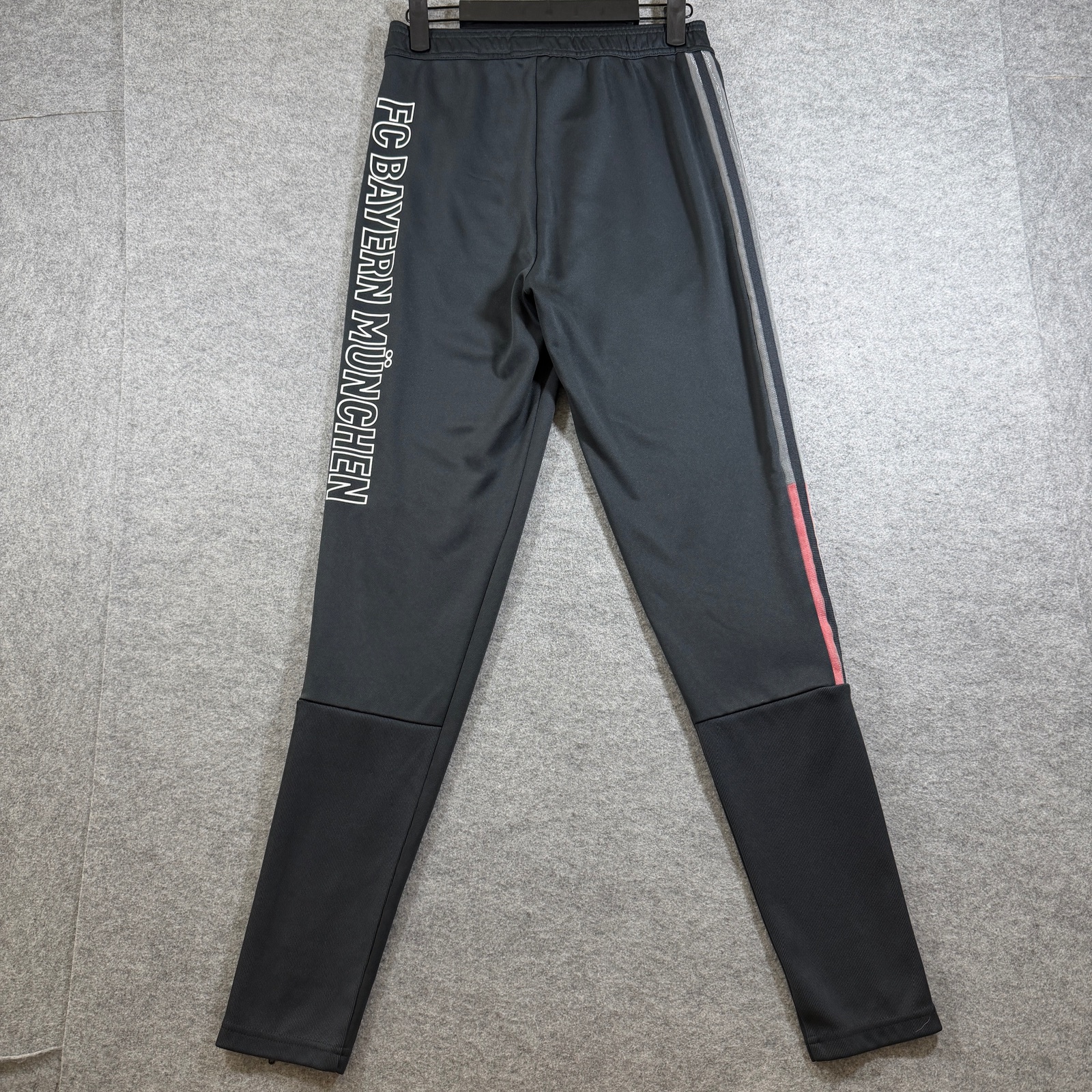 Adidas FC Bayern Munich Joggers Mens XS Gray Tapered Zip Ankle Soccer Training thumbnail 2