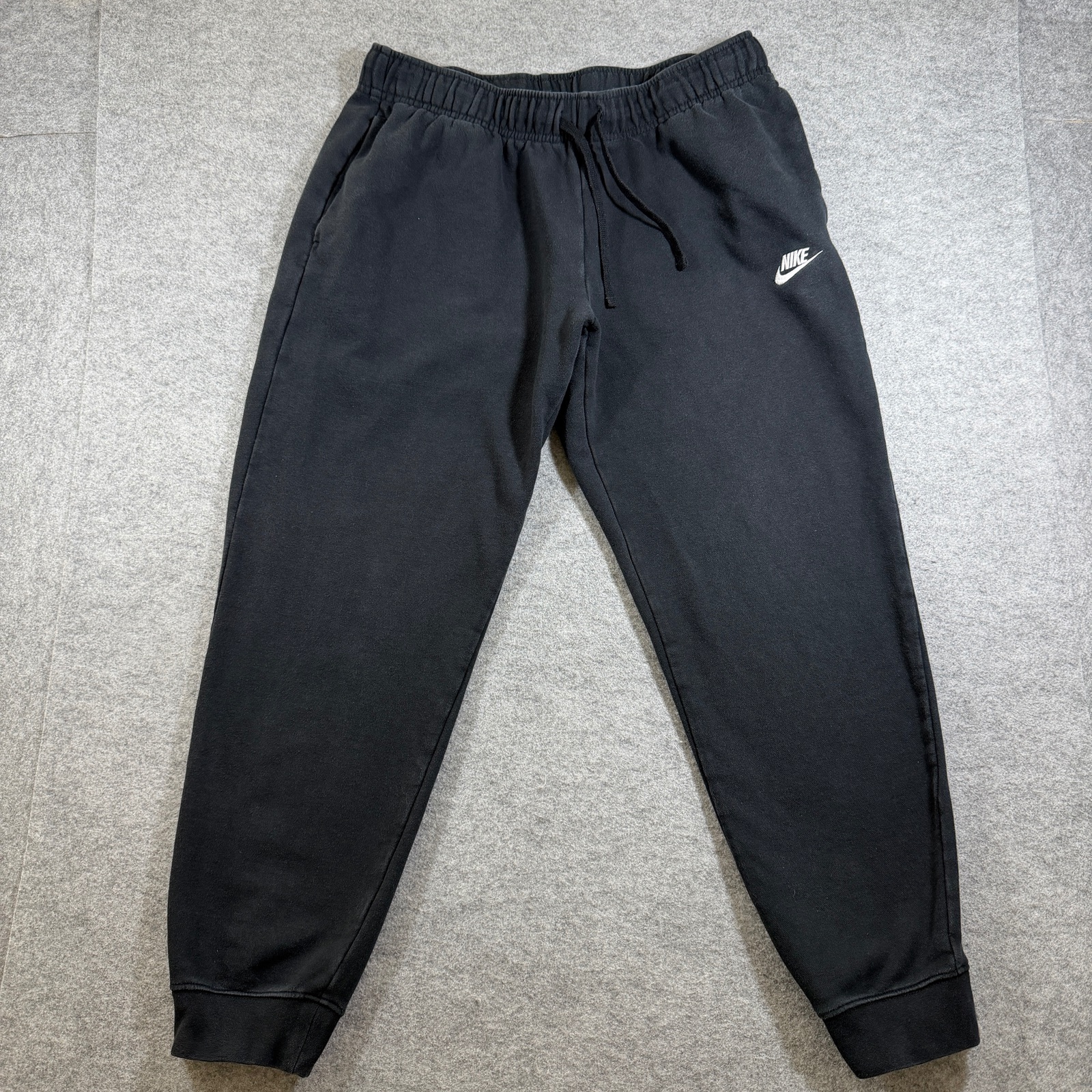 Nike Club Fleece Lined Joggers Mens L Black Relaxed Fit Drawstring Cotton Cuffed