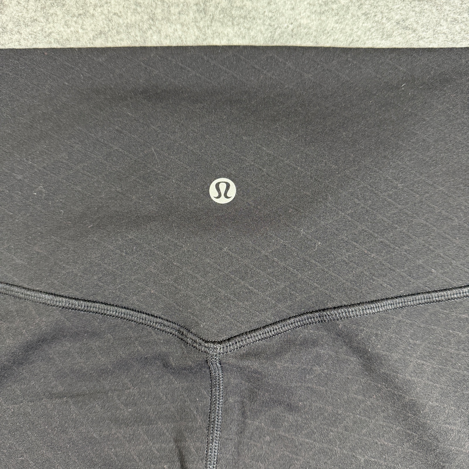 Lululemon Align Leggings Womens 8 Black High Rise Diamond Textured Yoga Pants thumbnail 3