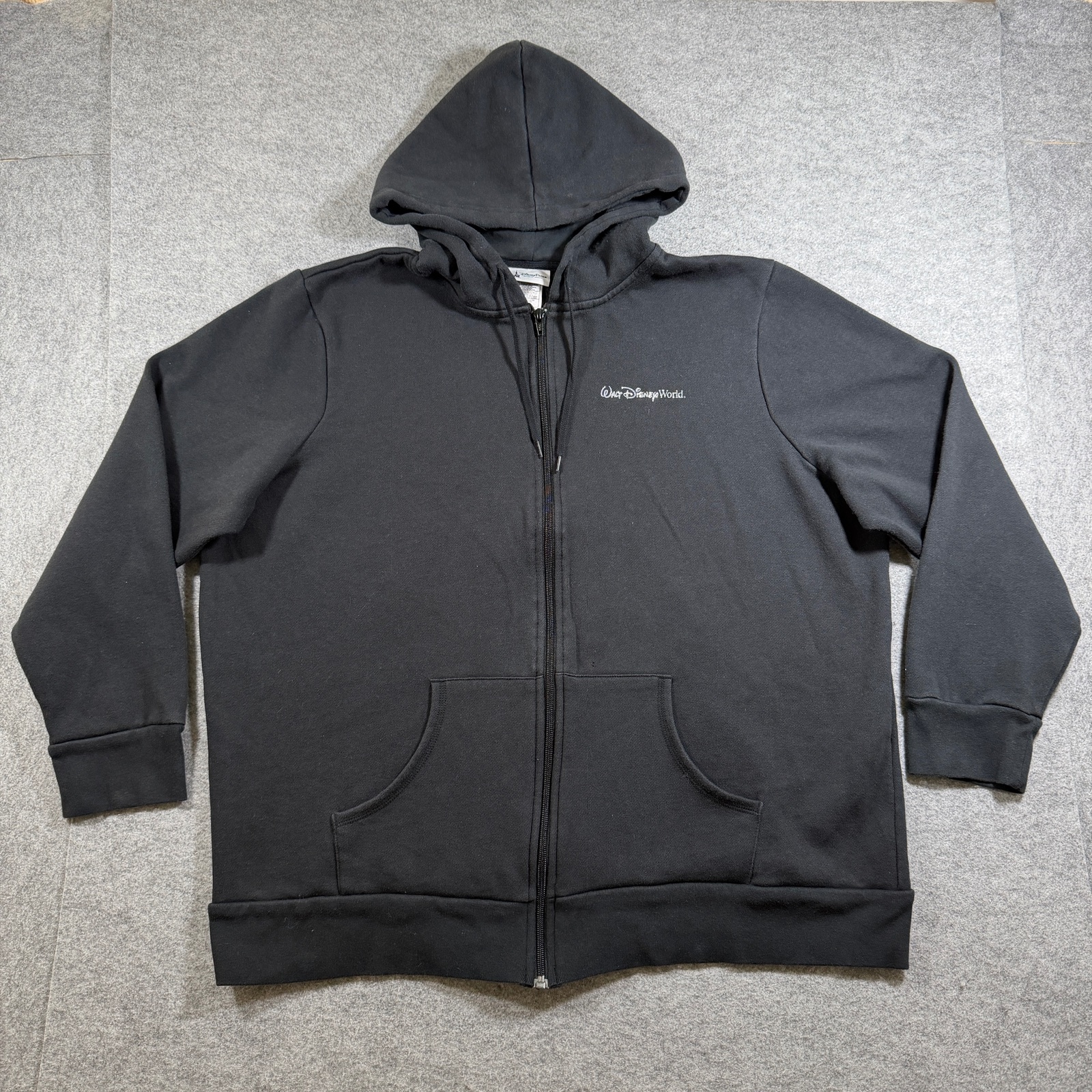 Disney Parks Hoodie Mens 2X Black Walt Disney World Castle Dome Graphic Pullover thumbnail 2