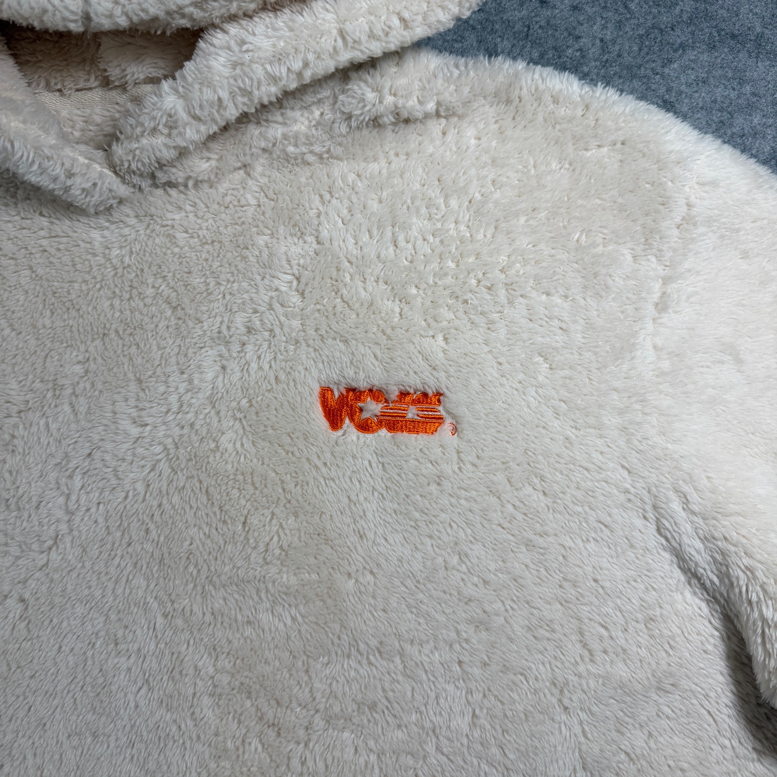 Tennessee Volunteers Sherpa Fleece Hoodie Mens XL Cream Plush NCAA Tailgate thumbnail 4