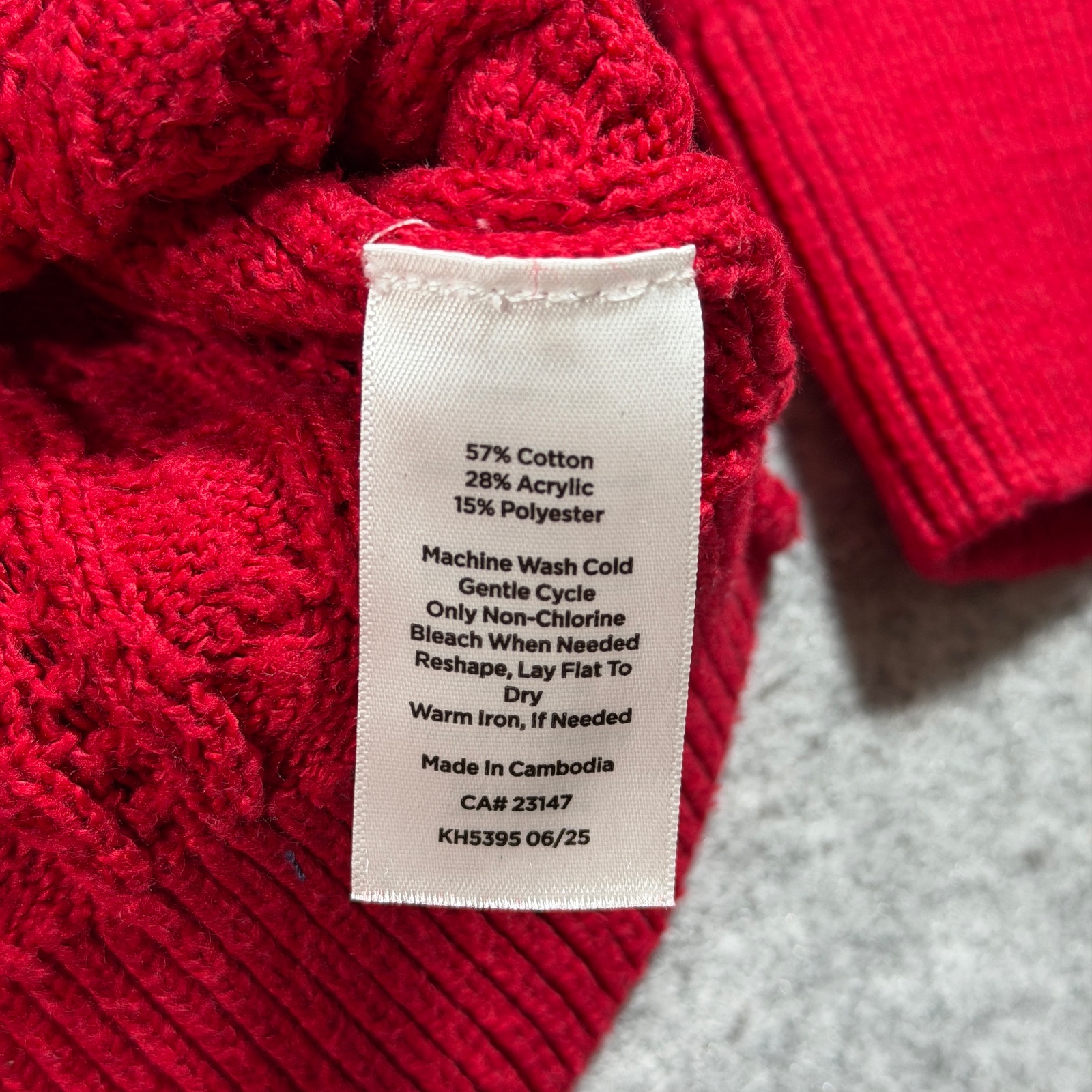 Talbots Cable Knit Sweater Womens M Red Cotton Button Shoulder Ribbed Cuffs thumbnail 7