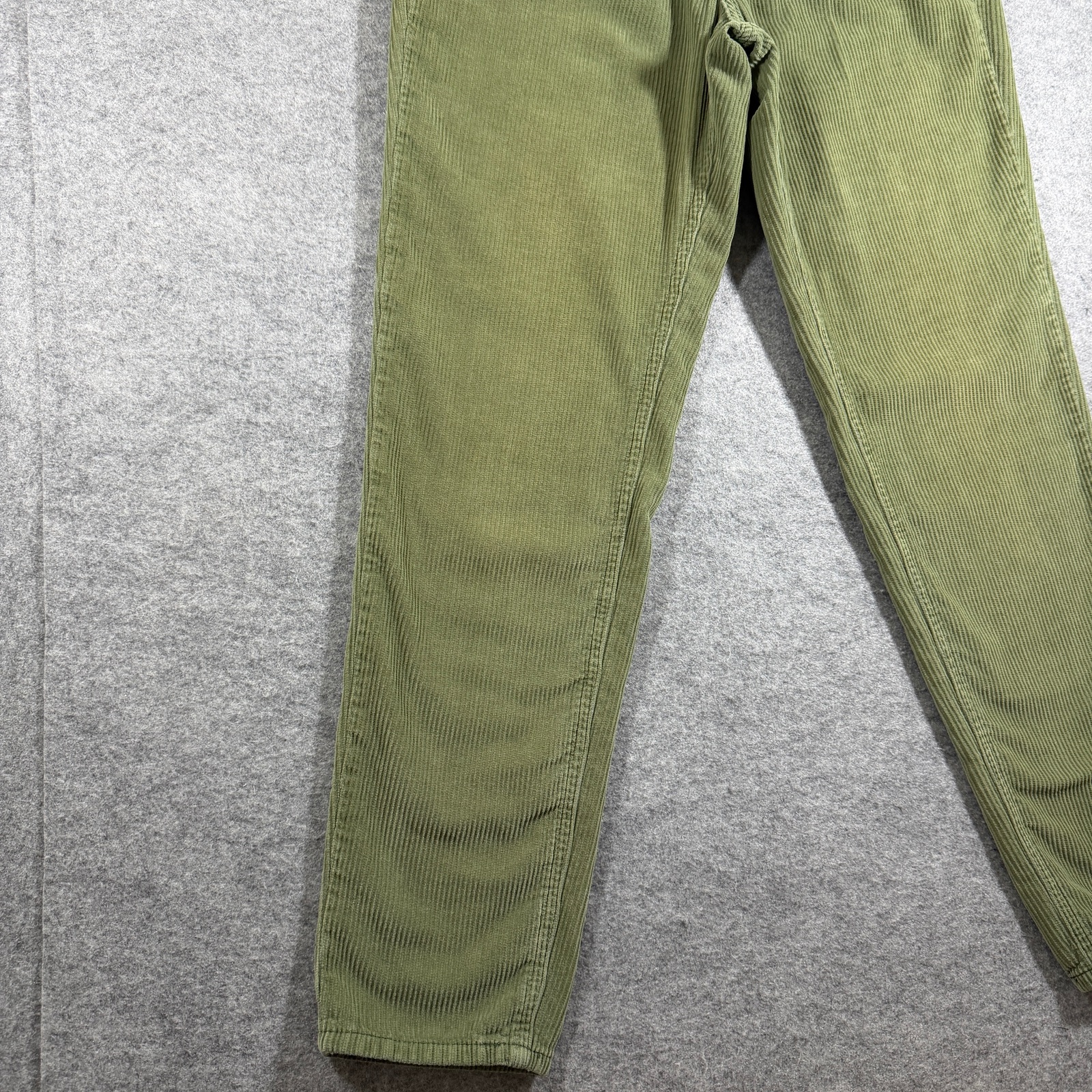 BDG Urban Outfitters Corduroy Pants Womens 28 Olive Green Mom High Rise Cotton thumbnail 4