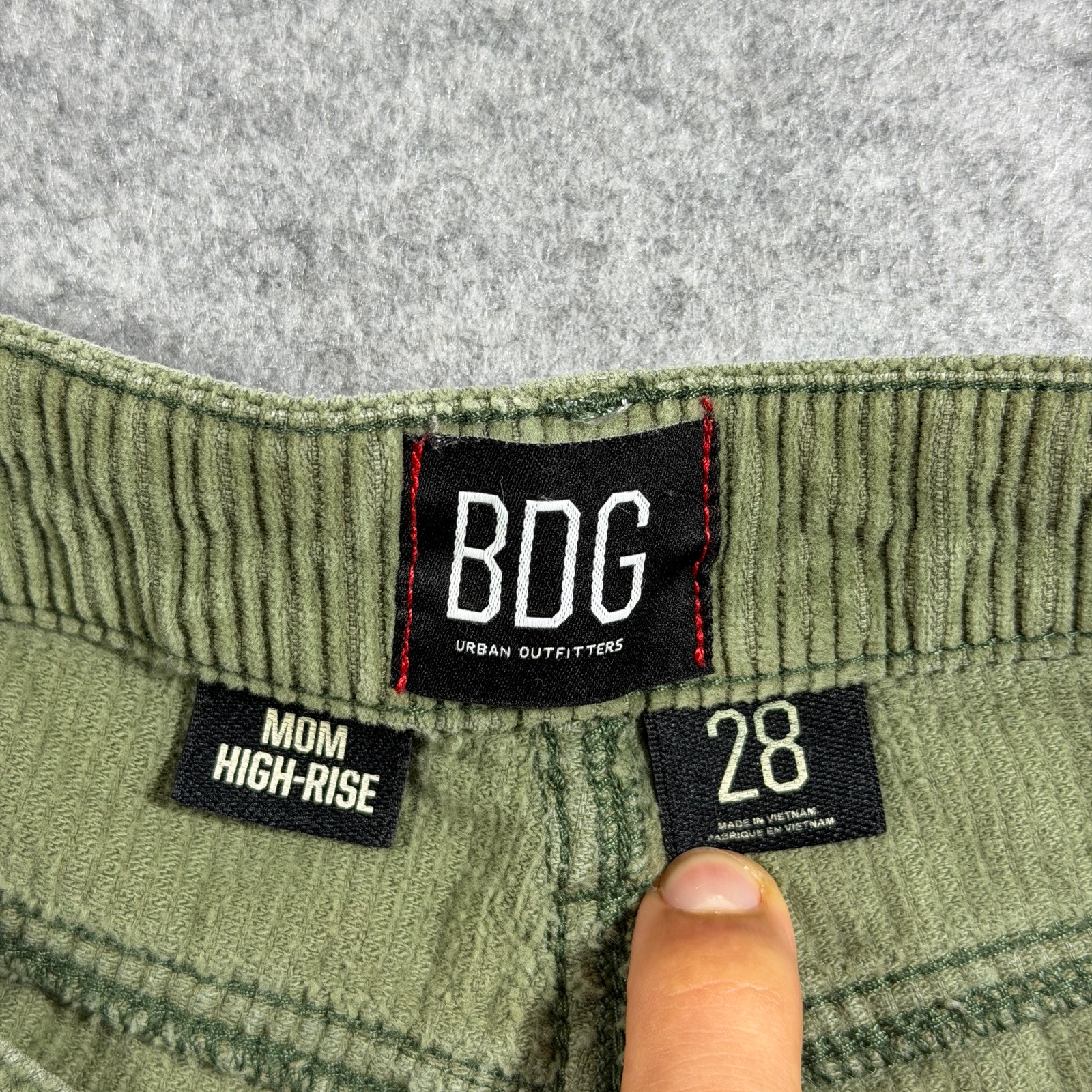 BDG Urban Outfitters Corduroy Pants Womens 28 Olive Green Mom High Rise Cotton thumbnail 6