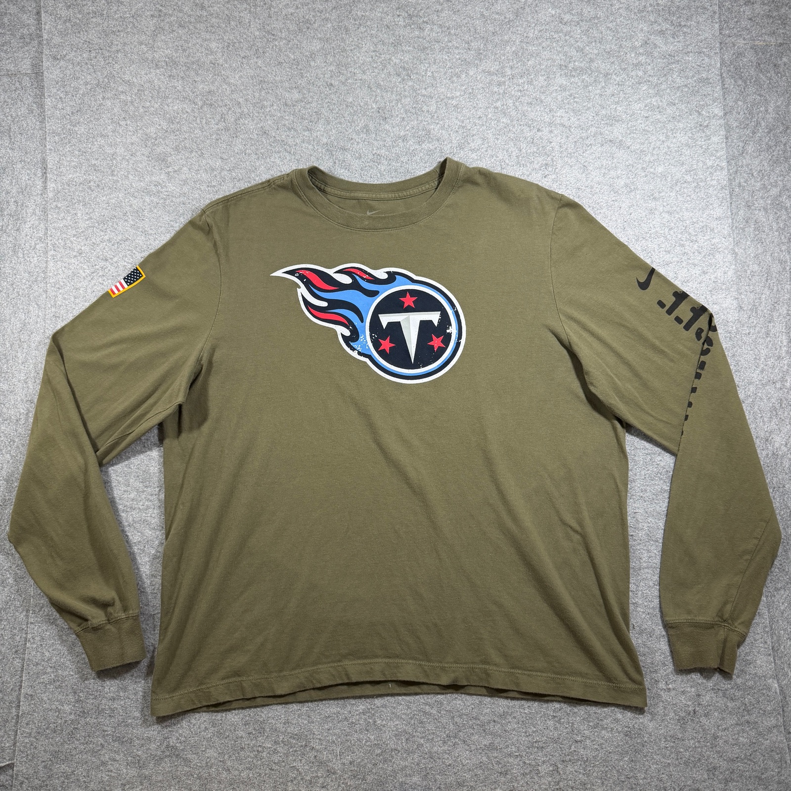 Nike Tennessee Titans Long Sleeve Shirt Mens XL Olive Salute To Army Service NFL