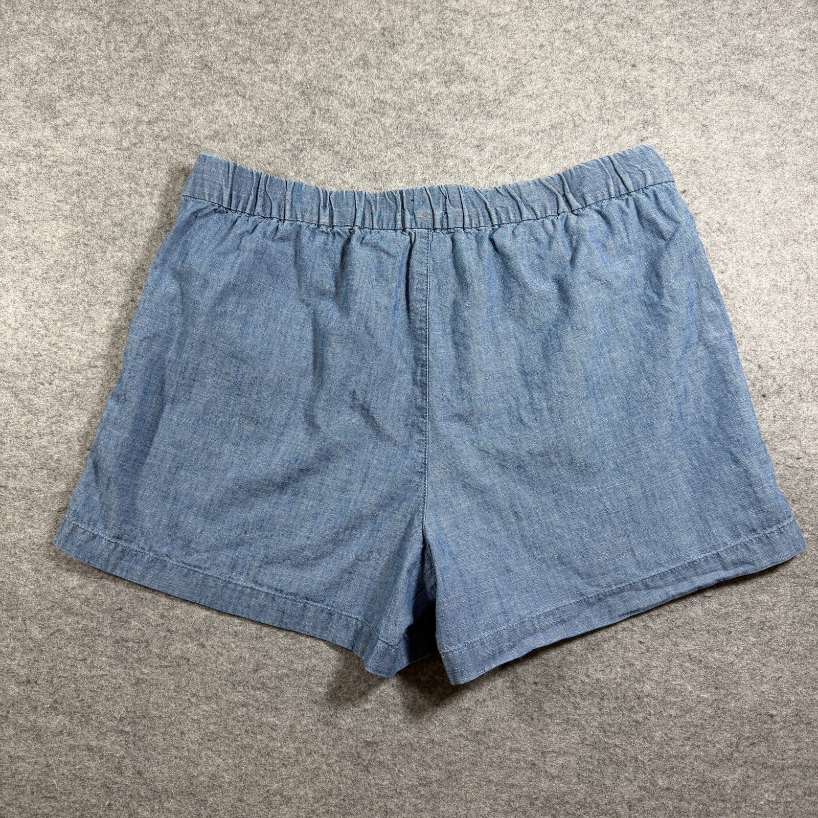 J.Crew Chambray Shorts Womens M Blue Cotton Pull-On Elastic Waist Patch Pockets thumbnail 2