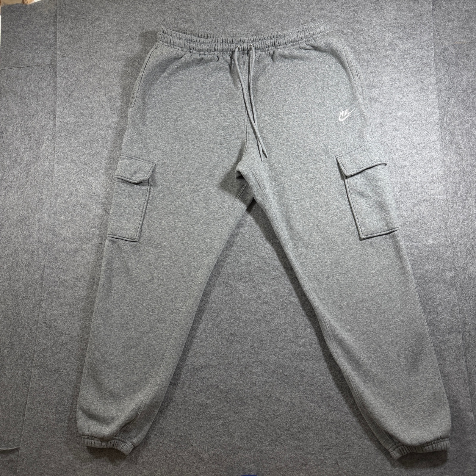Nike Club Fleece Cargo Joggers Mens L Gray Sweatpants Training Athletic Casual