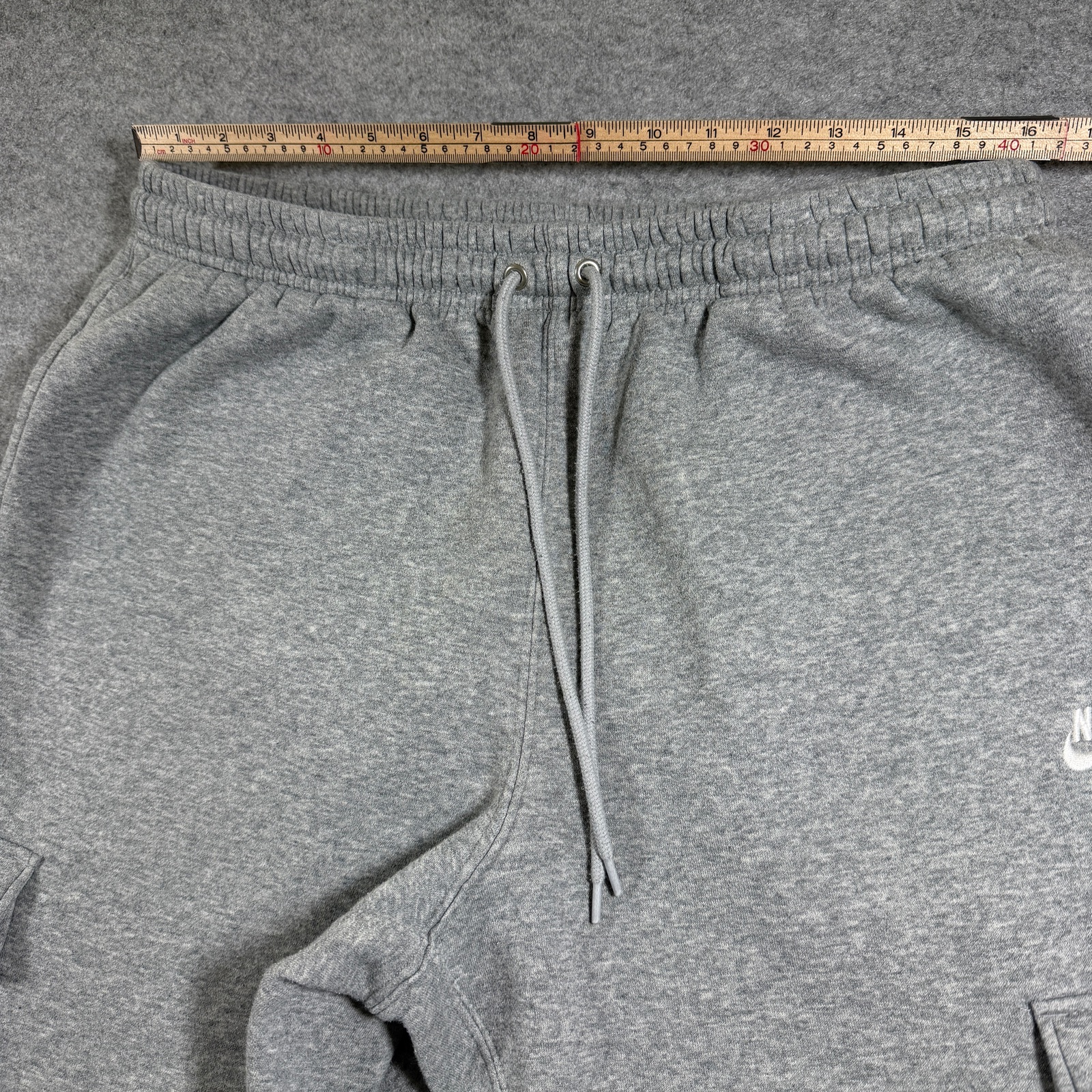Nike Club Fleece Cargo Joggers Mens L Gray Sweatpants Training Athletic Casual thumbnail 7