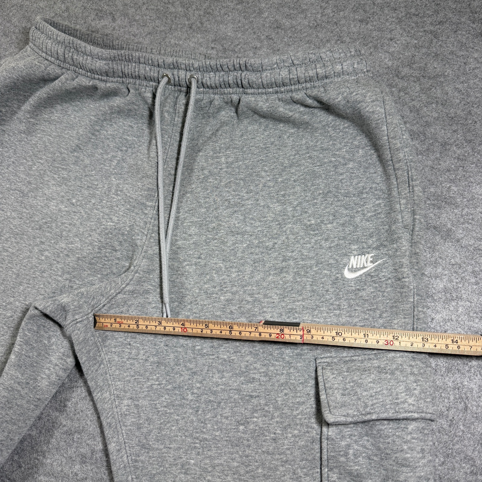 Nike Club Fleece Cargo Joggers Mens L Gray Sweatpants Training Athletic Casual thumbnail 9