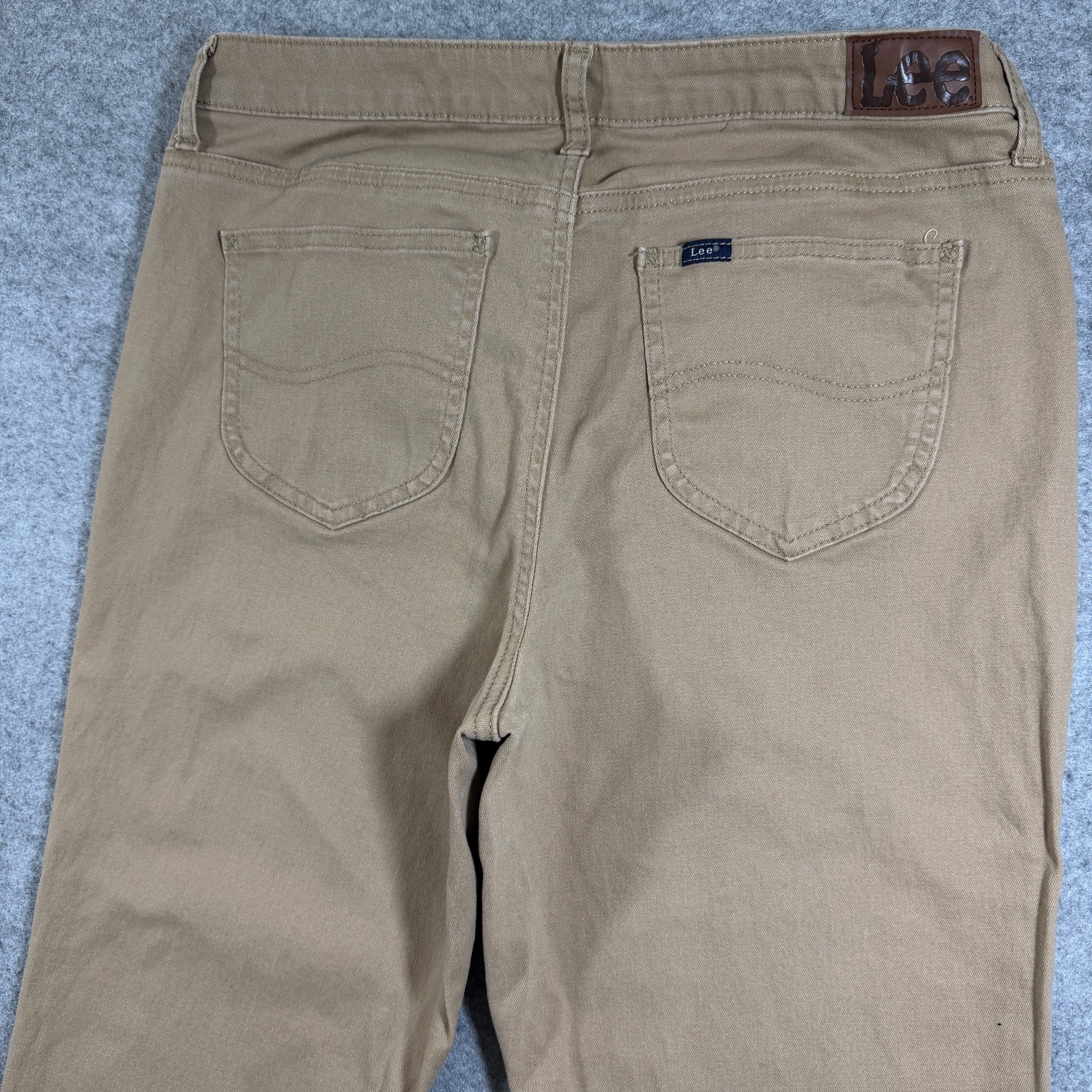 Lee Pants Womens 12 Short Khaki Straight Leg Mid Rise Stretch Cotton Chino thumbnail 3