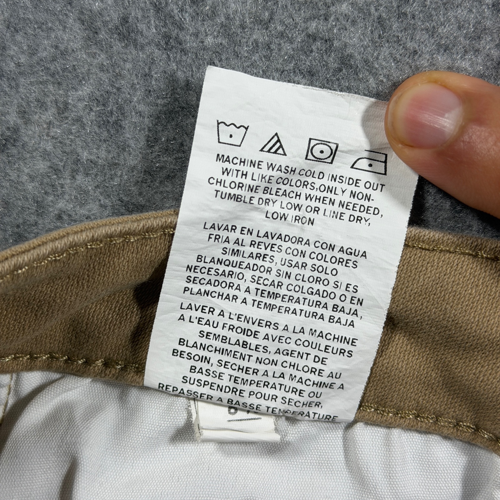 Lee Pants Womens 12 Short Khaki Straight Leg Mid Rise Stretch Cotton Chino thumbnail 10